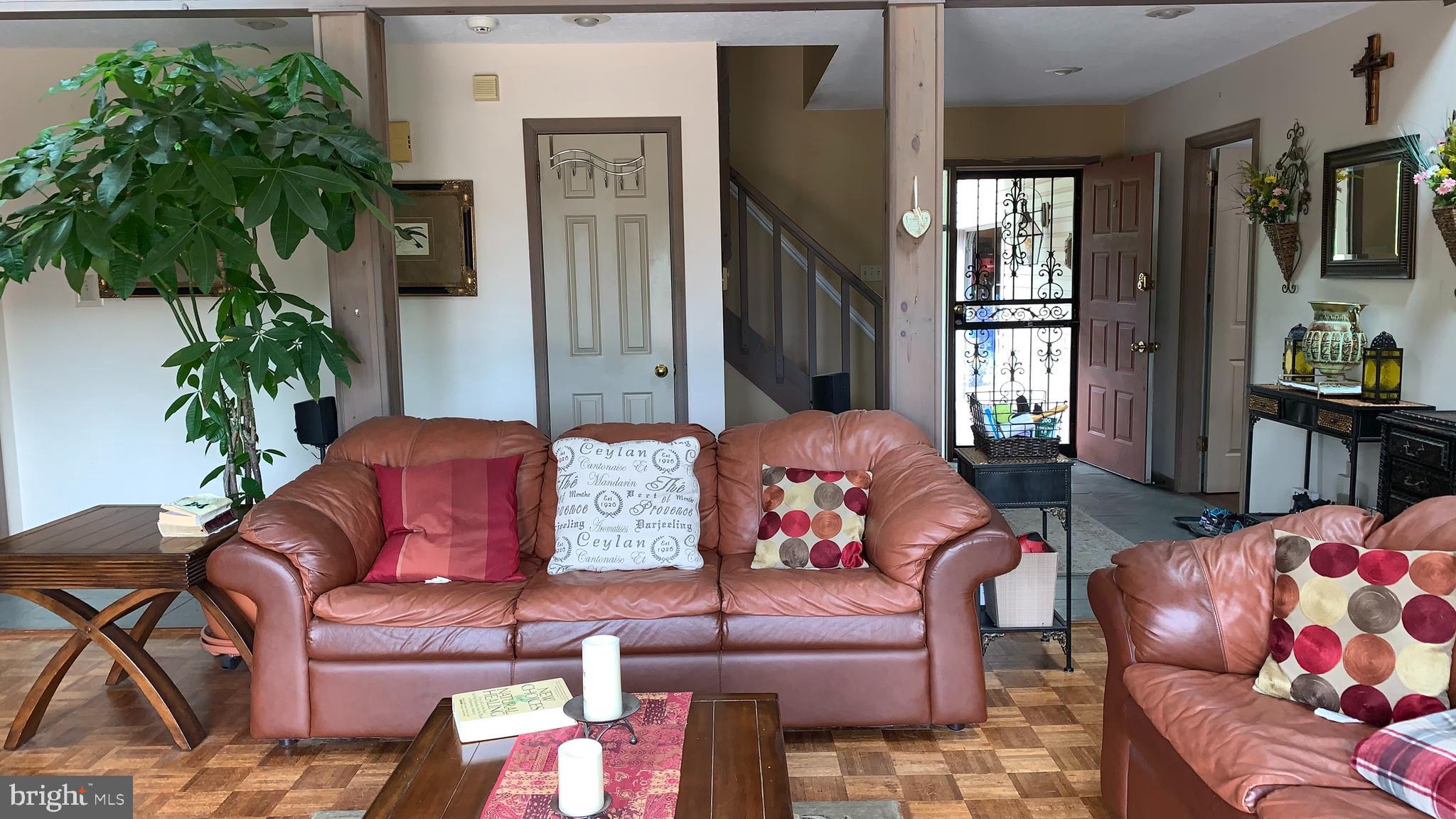 SAW CREEK ESTATES - Residential