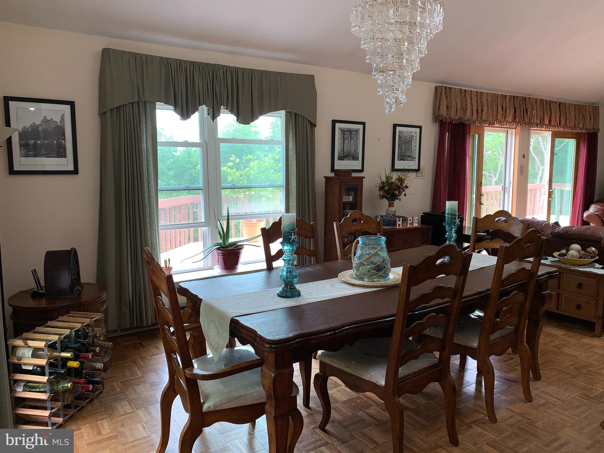 SAW CREEK ESTATES - Residential