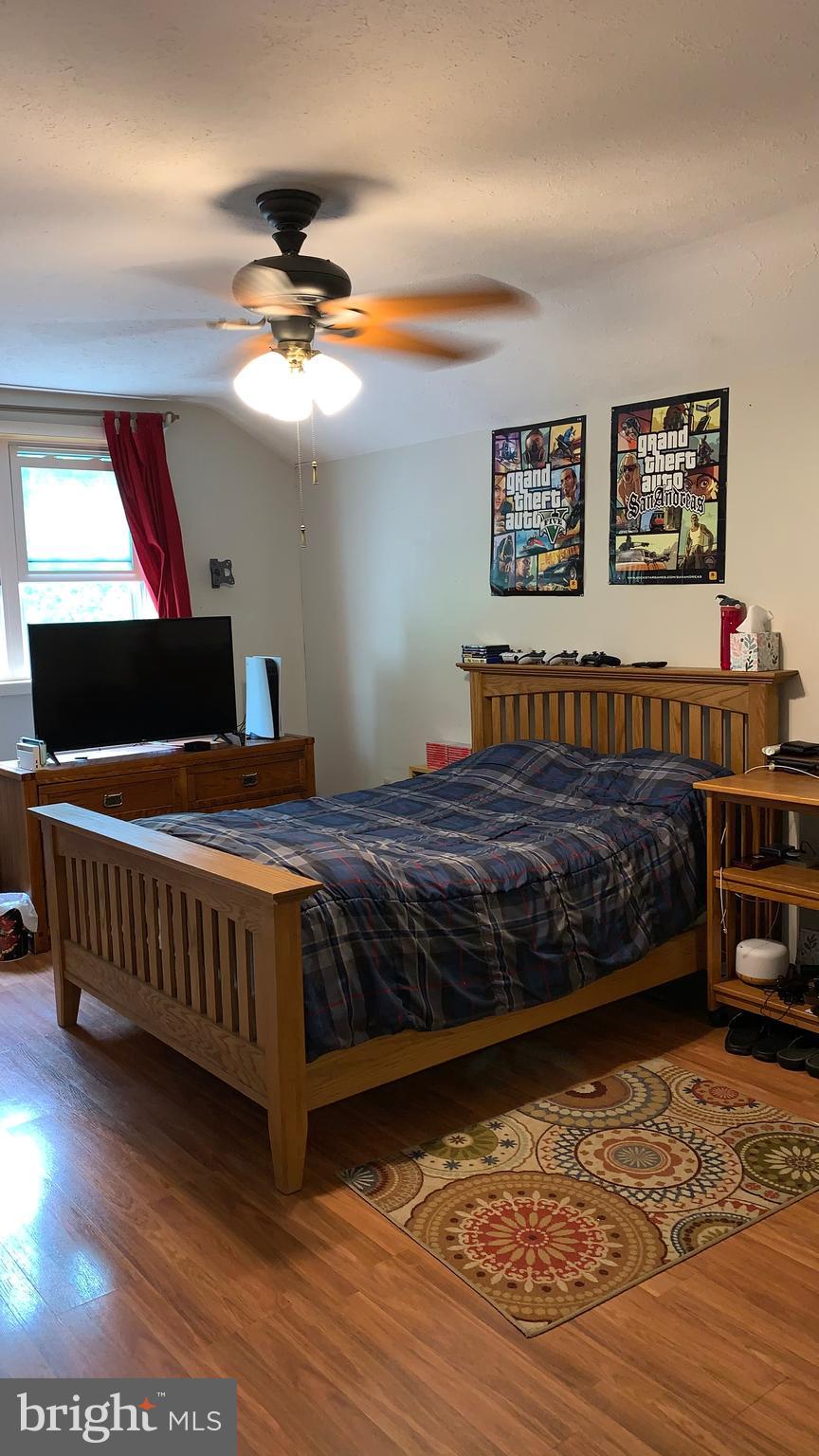 SAW CREEK ESTATES - Residential