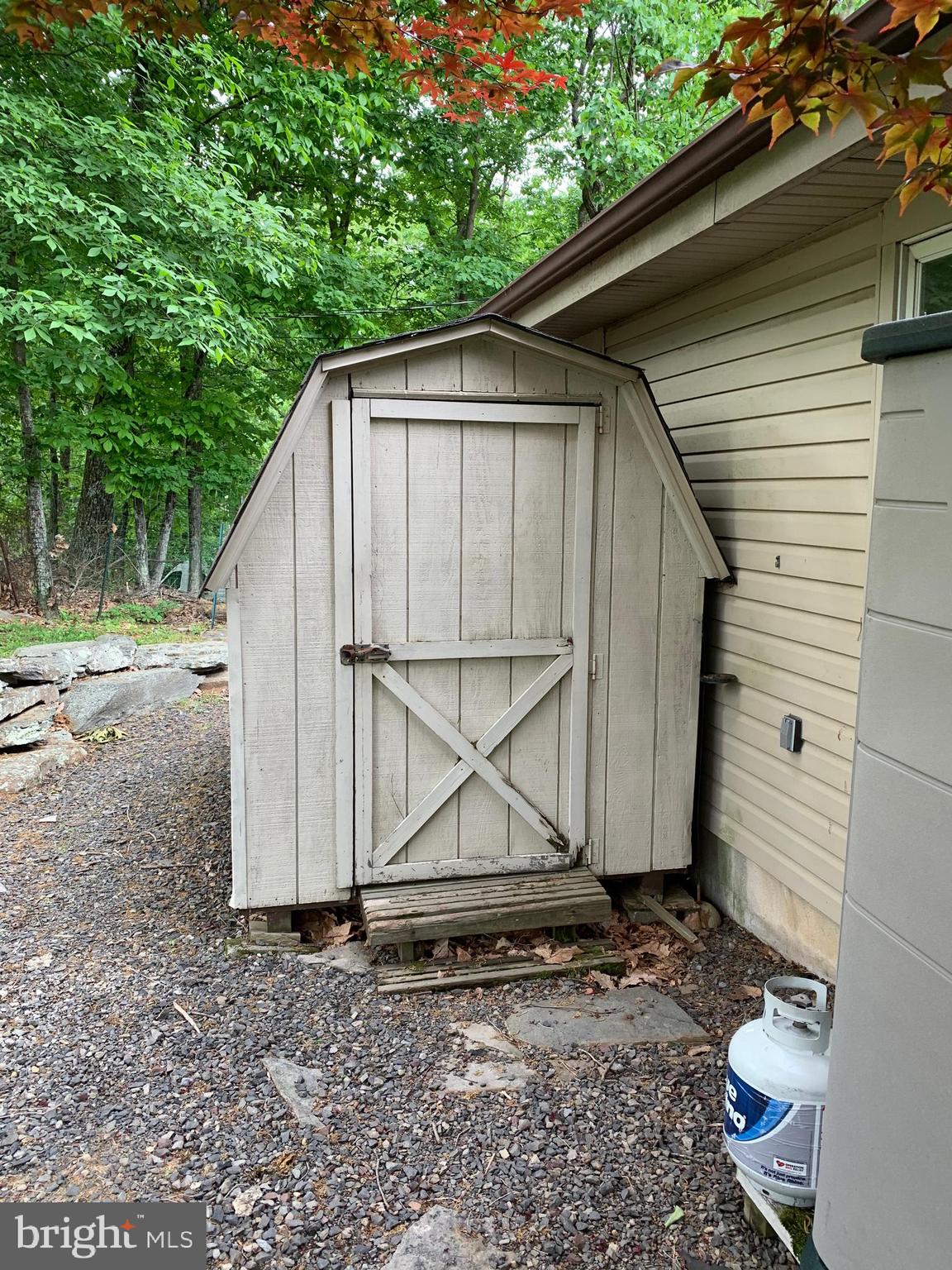 SAW CREEK ESTATES - Residential