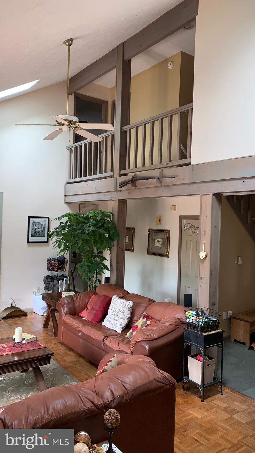 SAW CREEK ESTATES - Residential