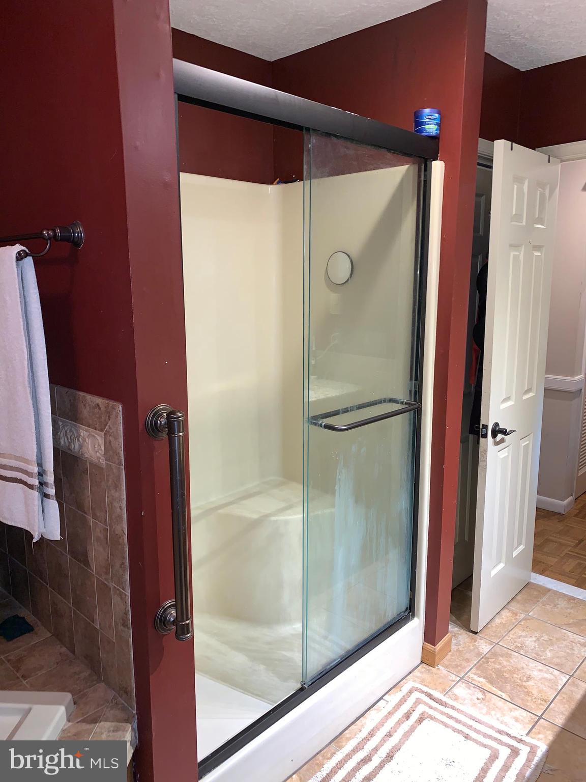 SAW CREEK ESTATES - Residential