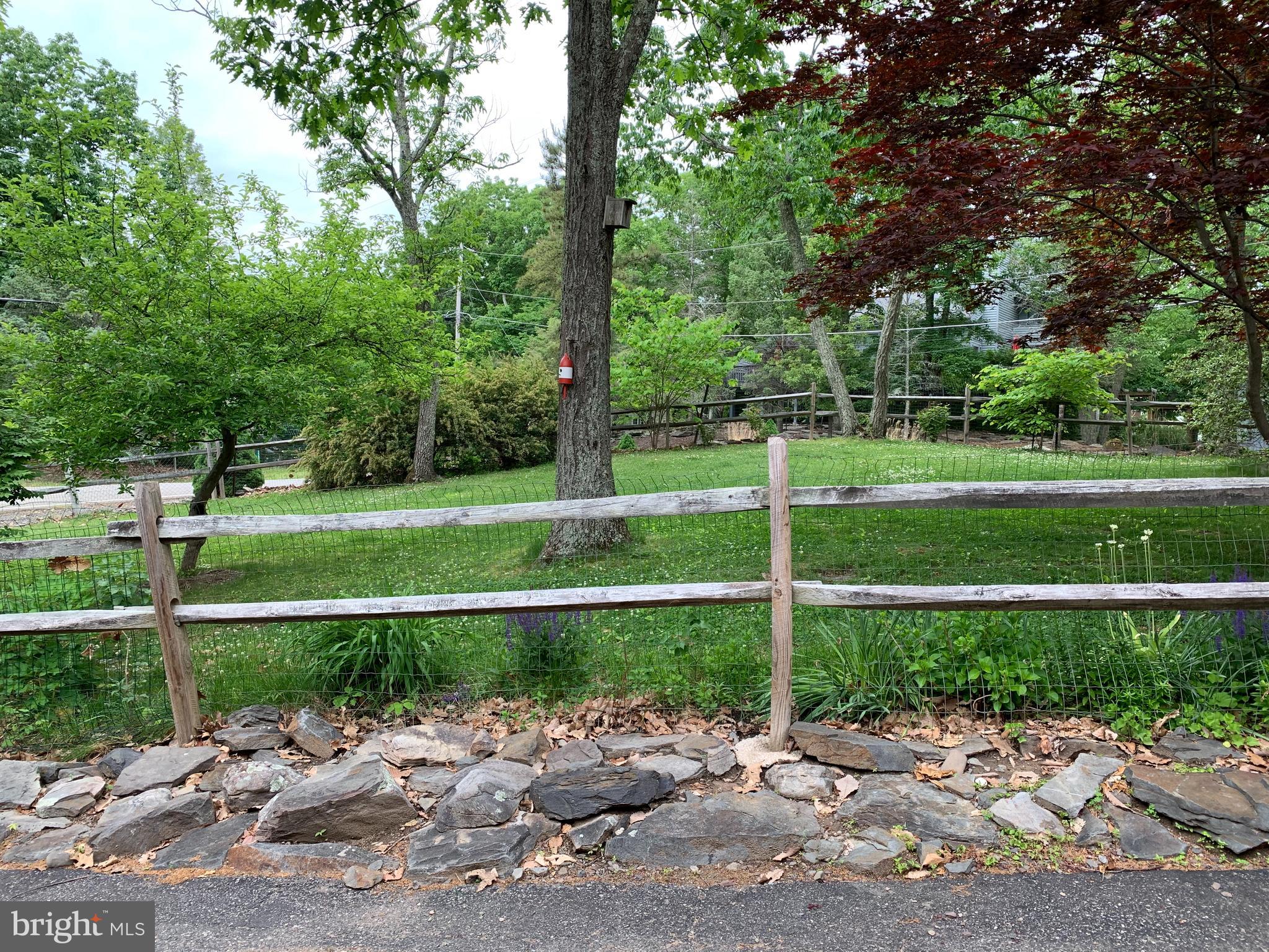 SAW CREEK ESTATES - Residential