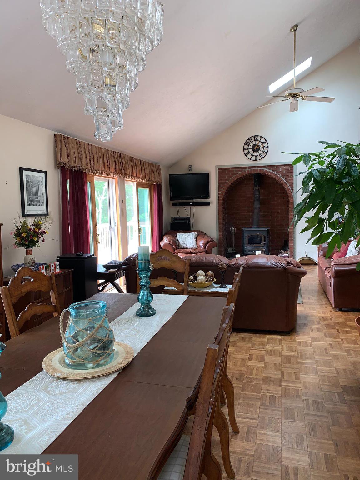 SAW CREEK ESTATES - Residential