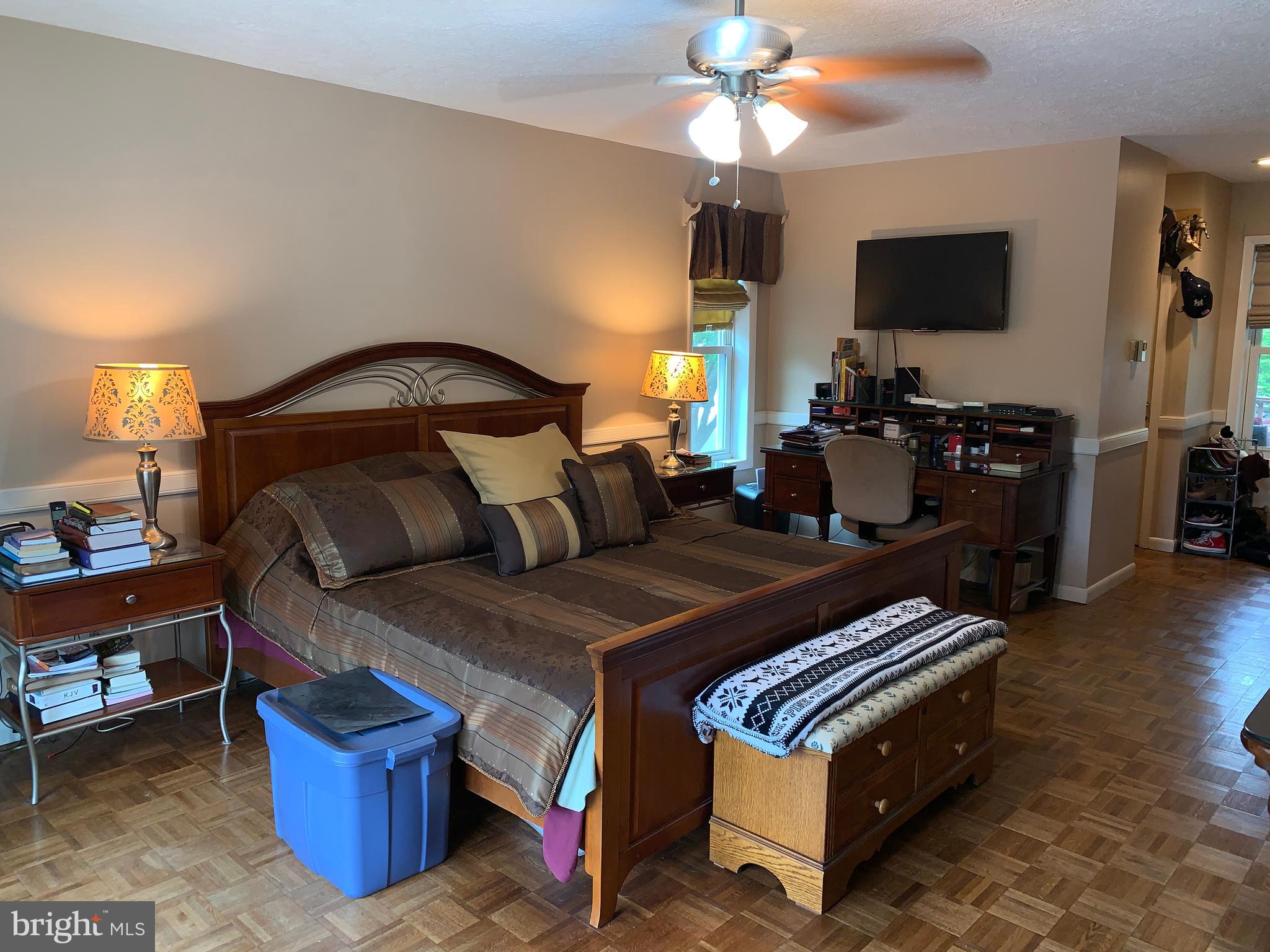 SAW CREEK ESTATES - Residential