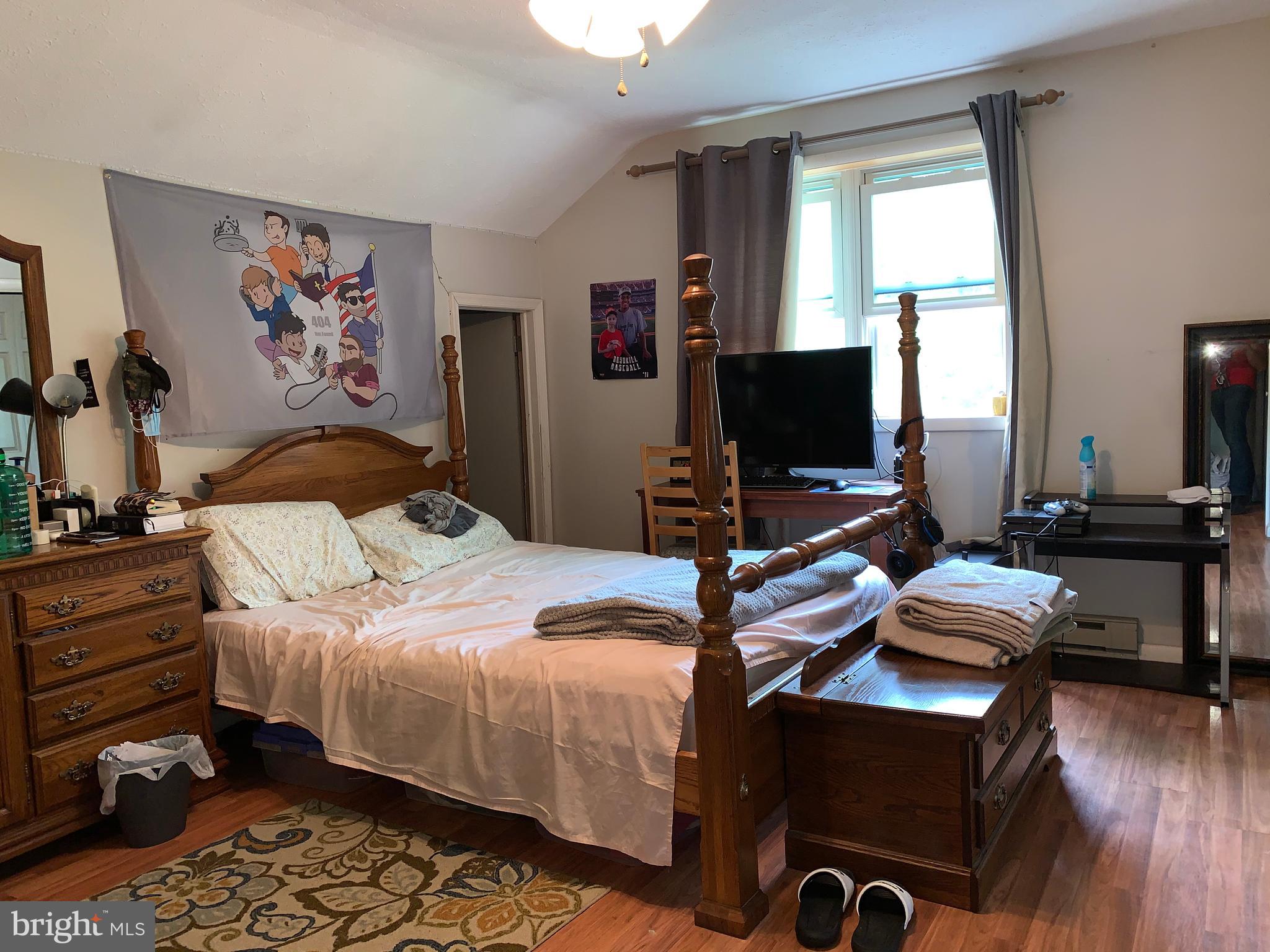 SAW CREEK ESTATES - Residential