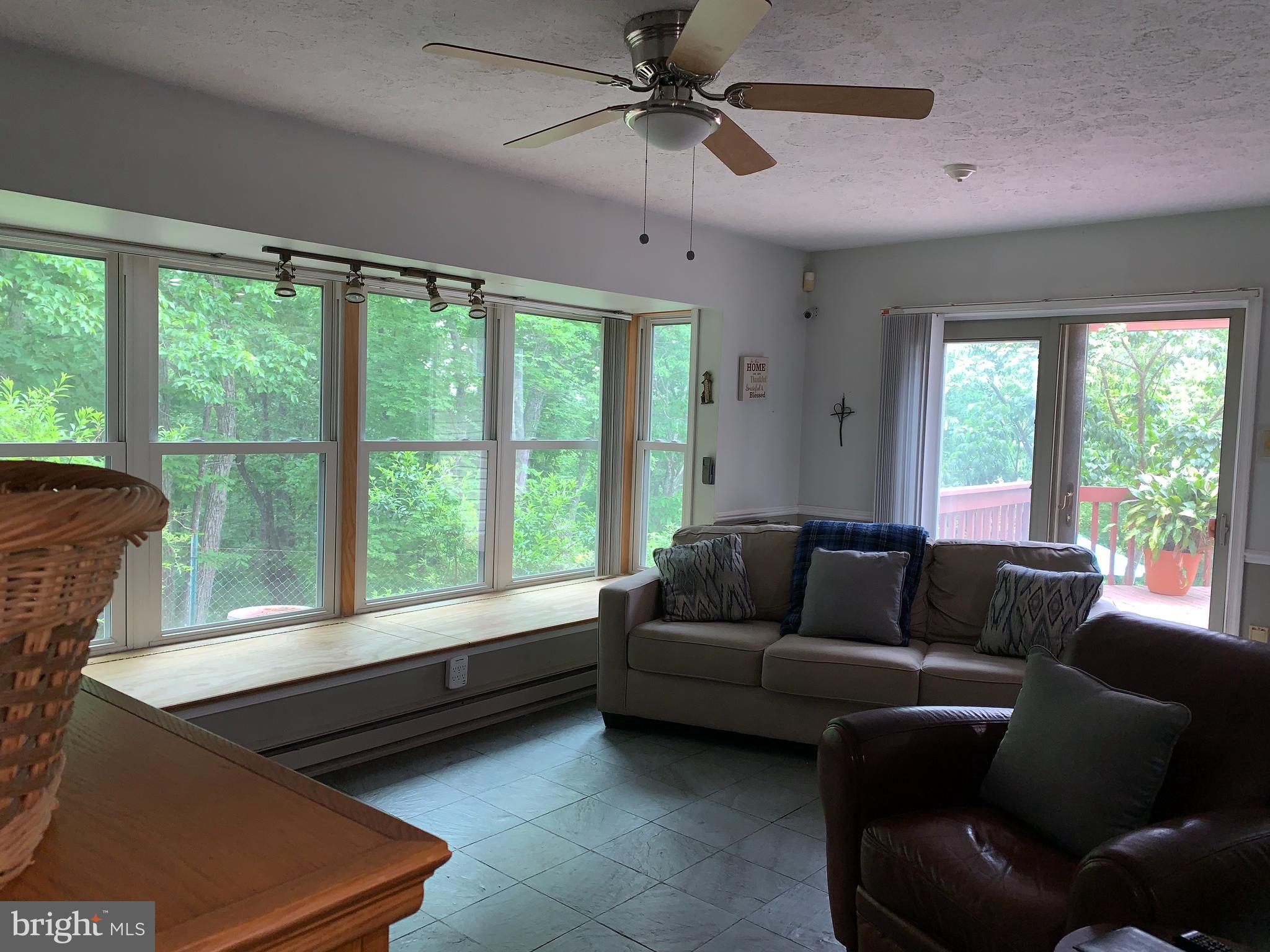 SAW CREEK ESTATES - Residential