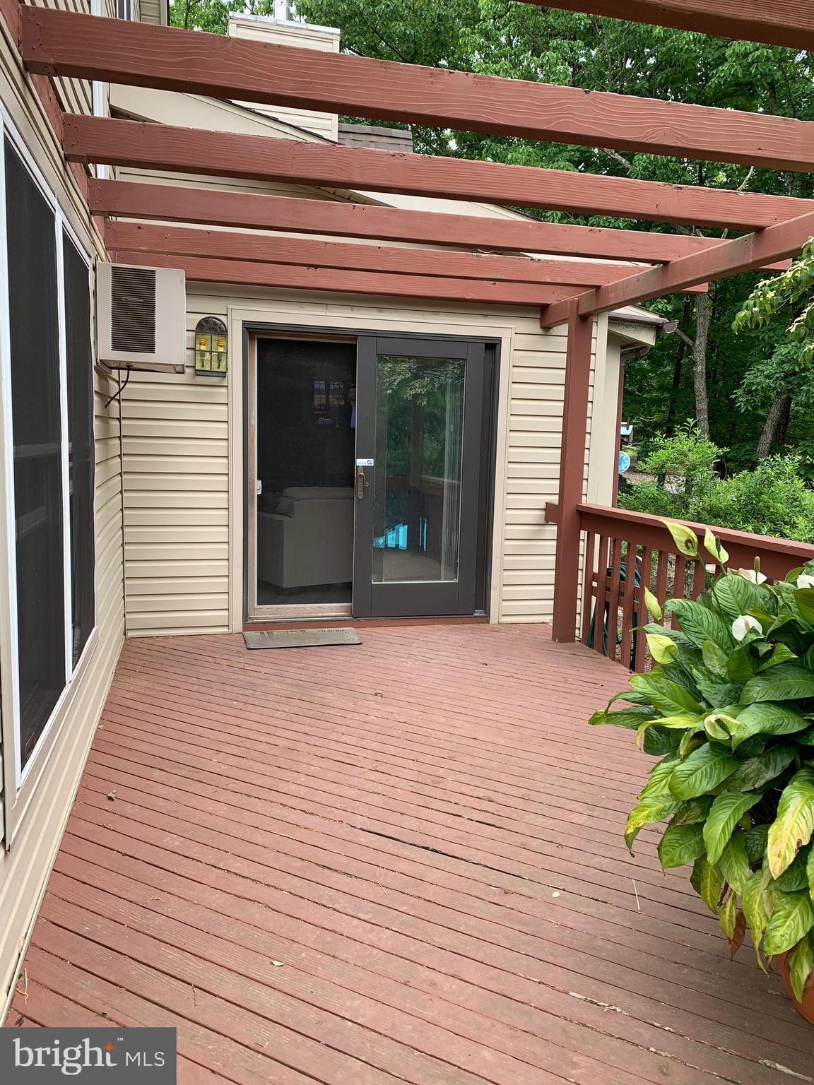 SAW CREEK ESTATES - Residential