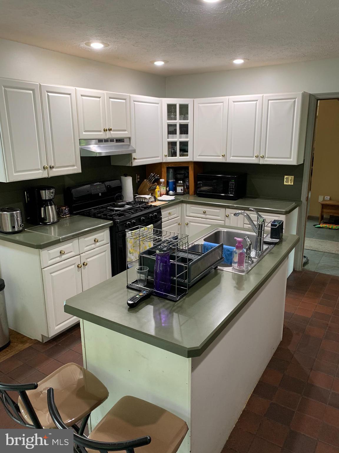 SAW CREEK ESTATES - Residential