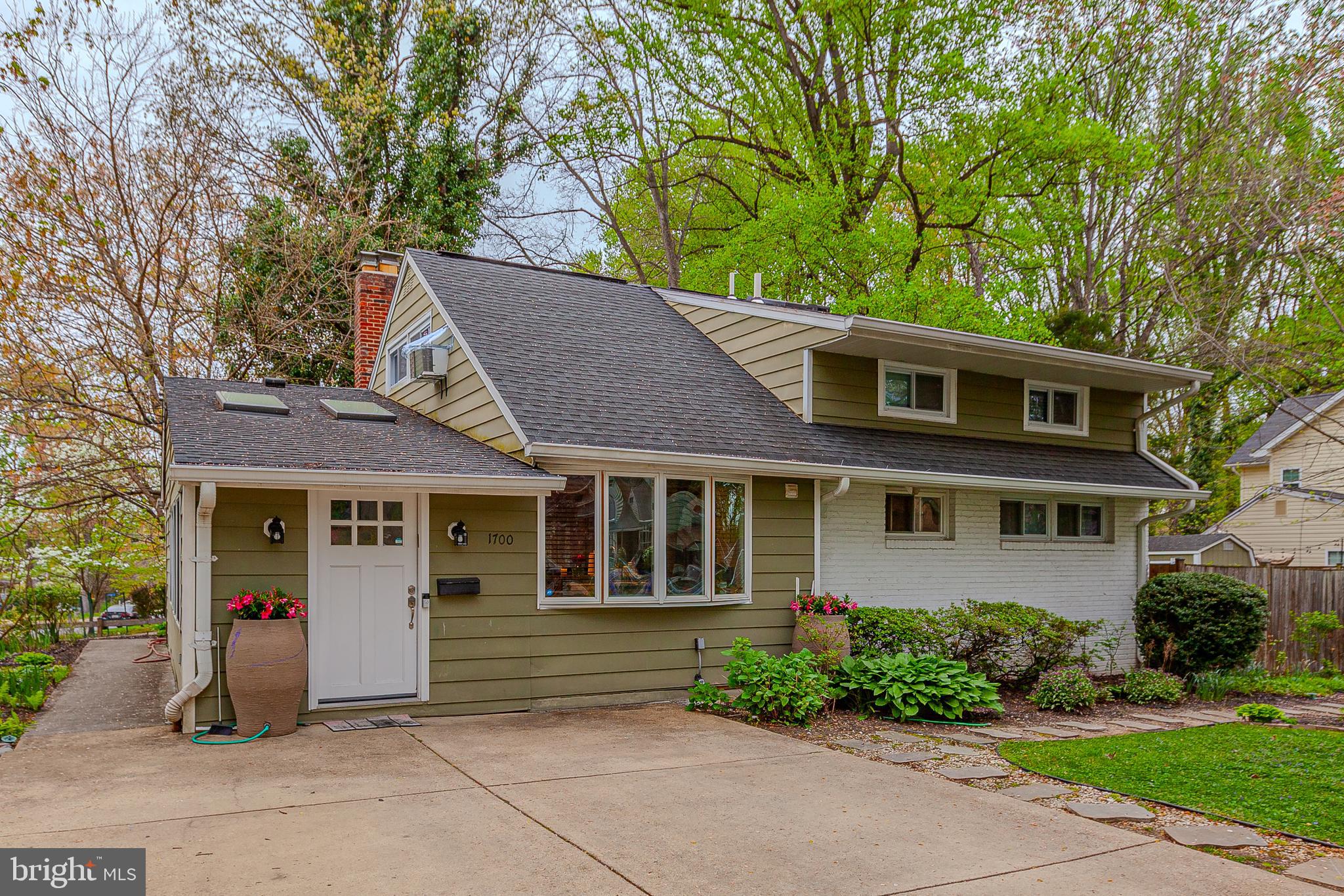 TWINBROOK FOREST - Residential
