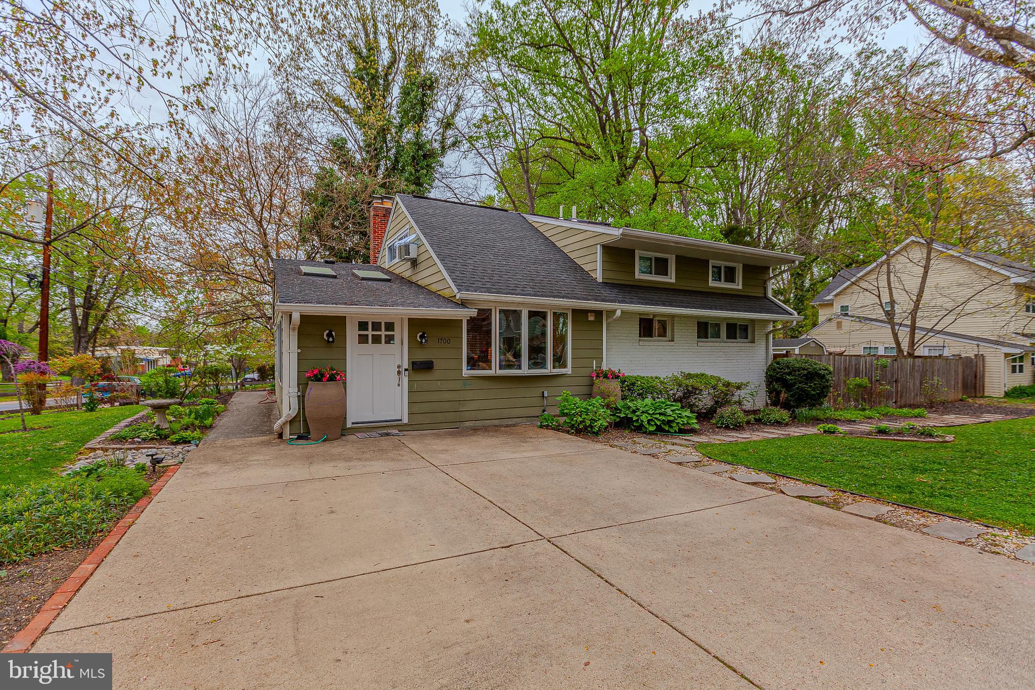 TWINBROOK FOREST - Residential