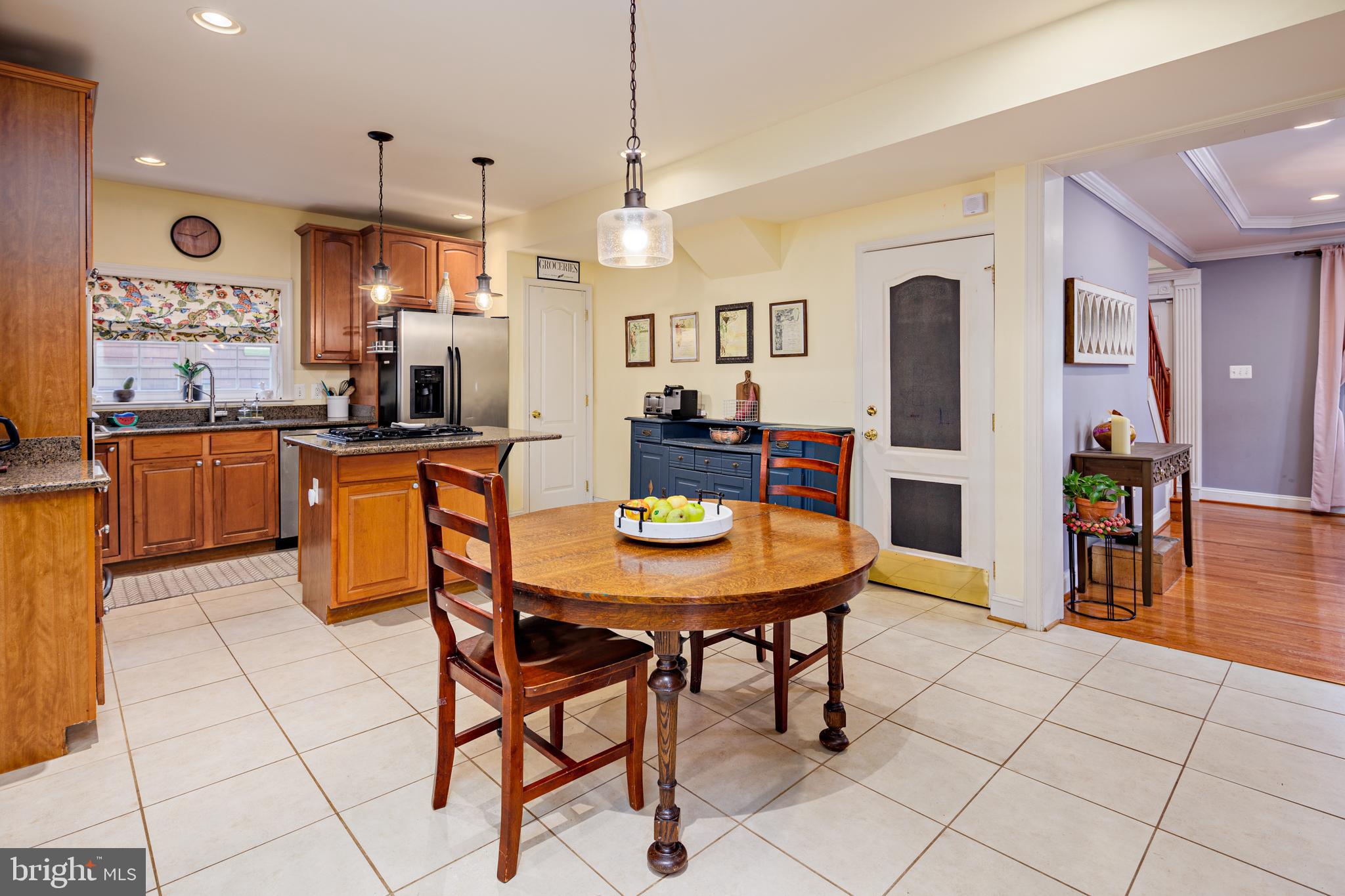 LAKE EVESHAM - Residential Lease