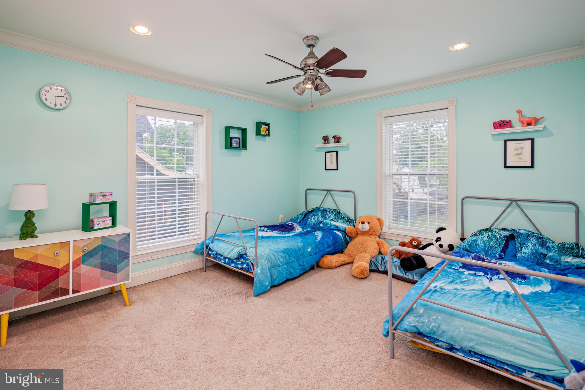 LAKE EVESHAM - Residential Lease