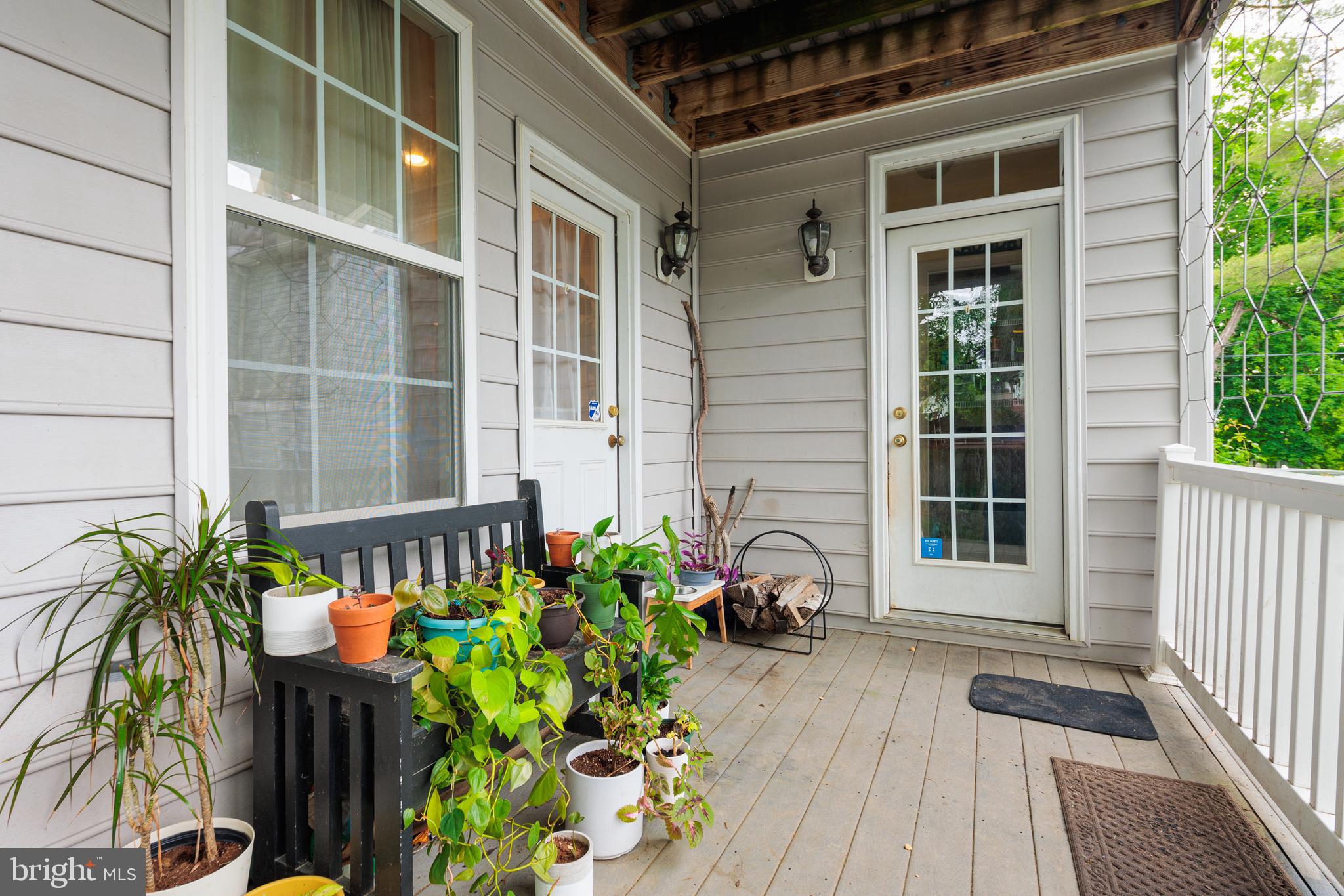 LAKE EVESHAM - Residential Lease