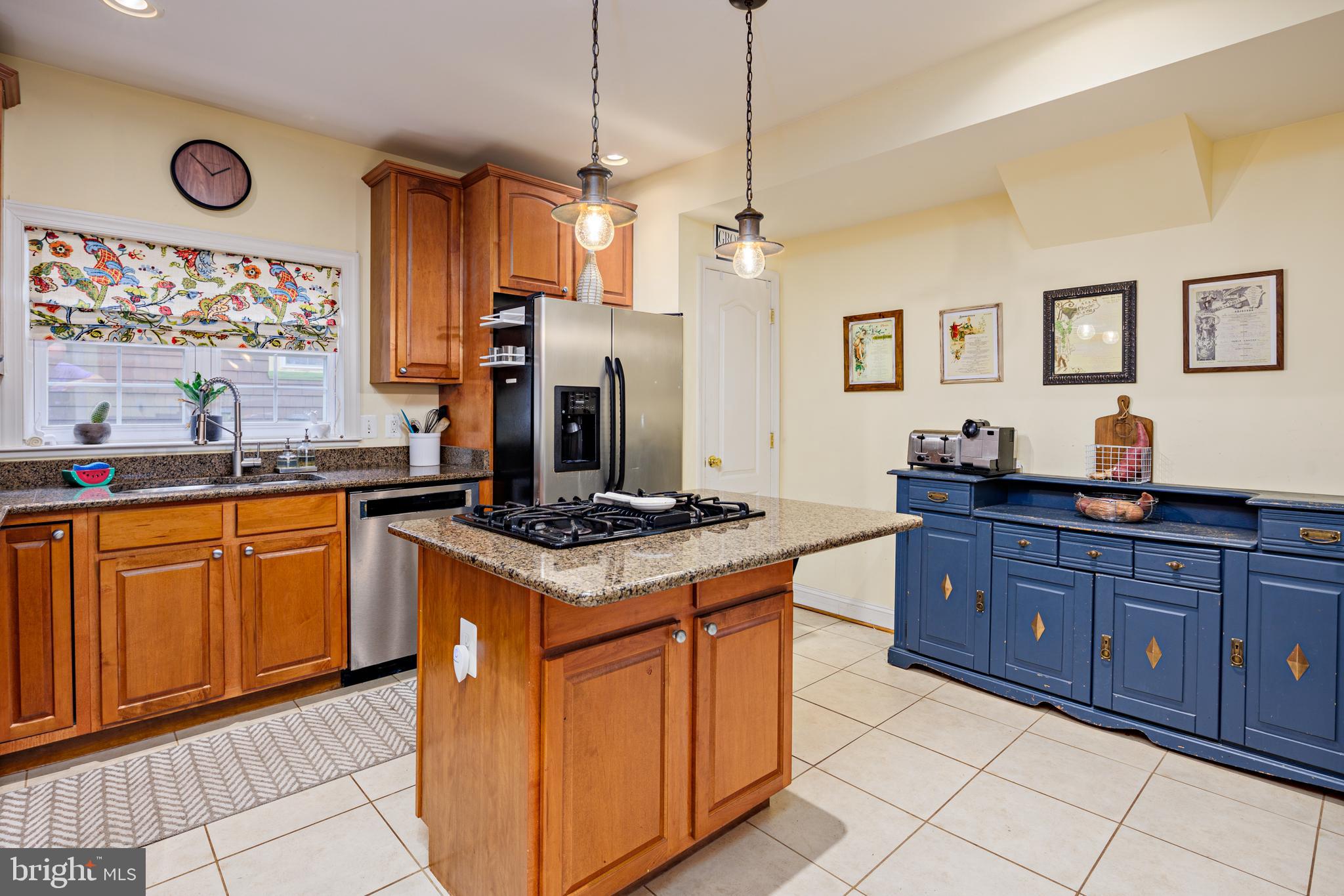 LAKE EVESHAM - Residential Lease