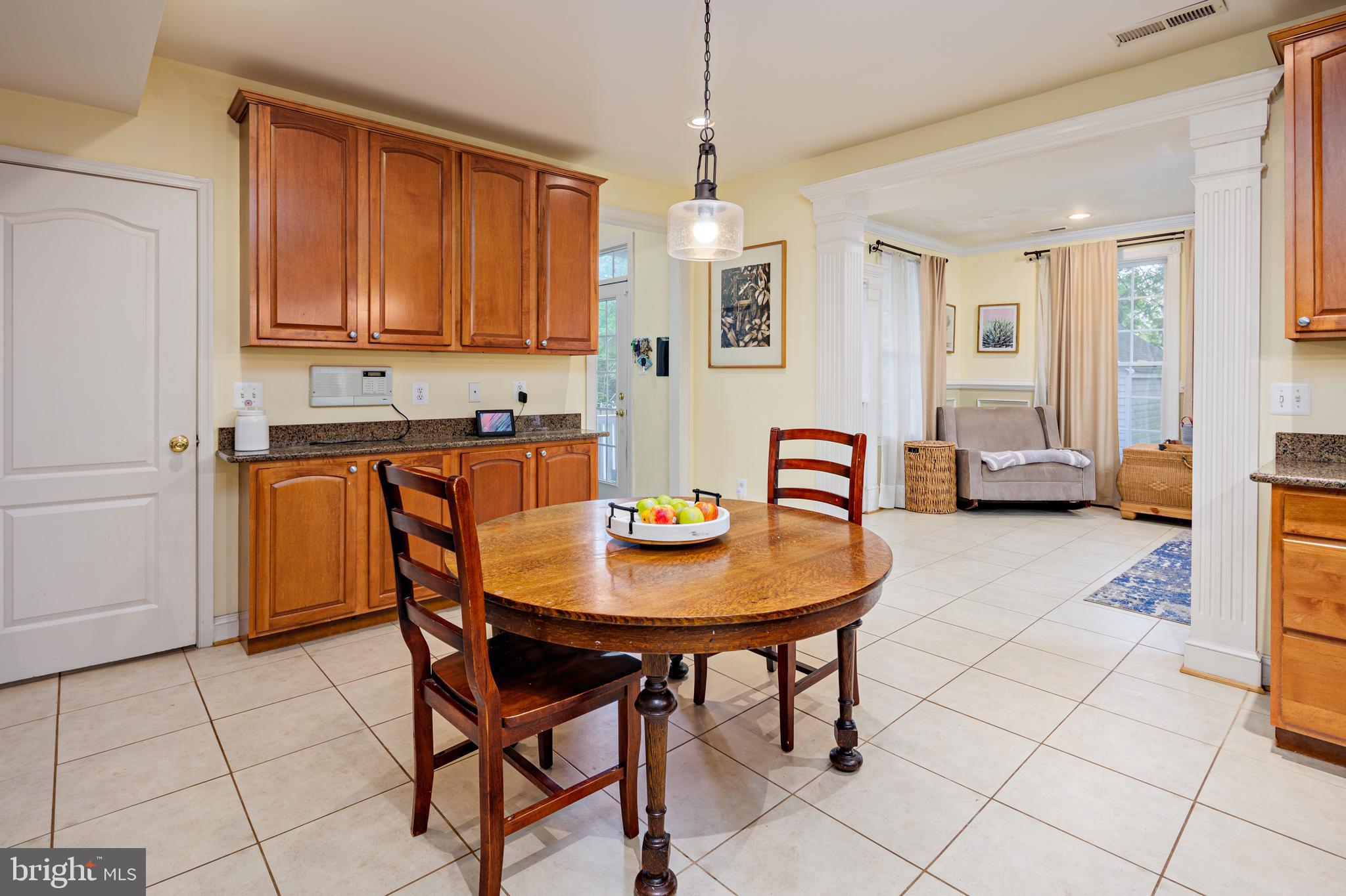 LAKE EVESHAM - Residential Lease