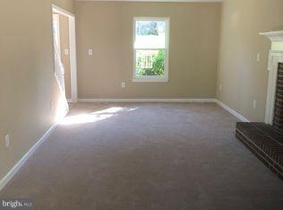 SHERATON HILLS EAST - Residential Lease