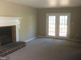 SHERATON HILLS EAST - Residential Lease