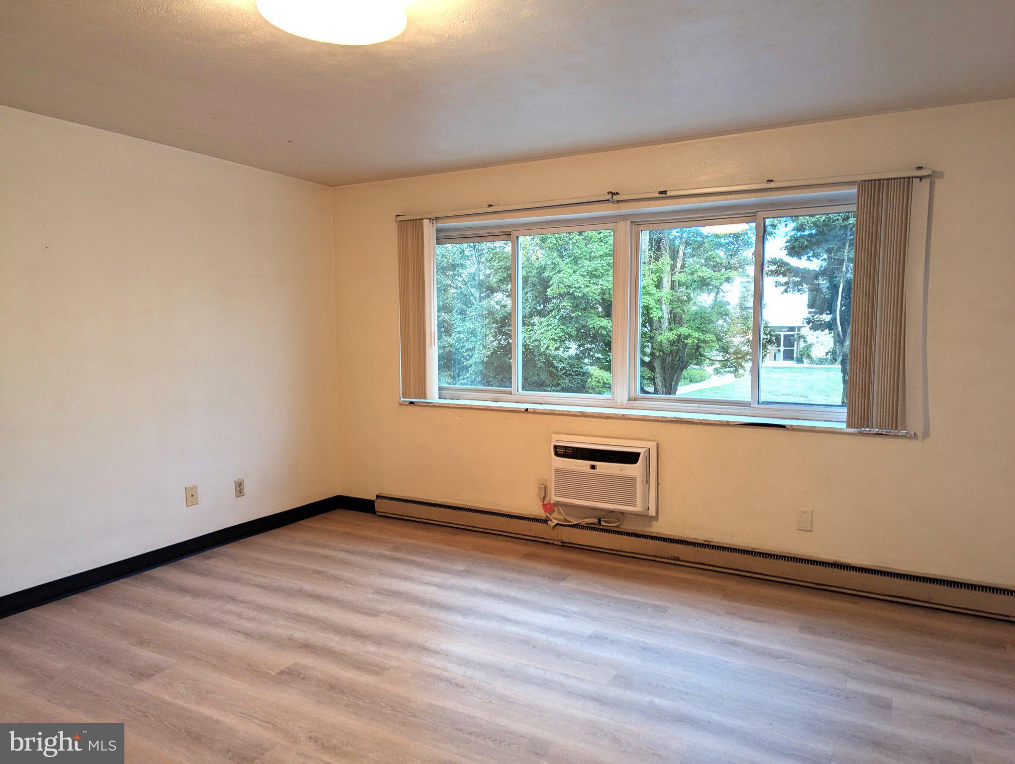 421 E BEAVER AVENUE B6