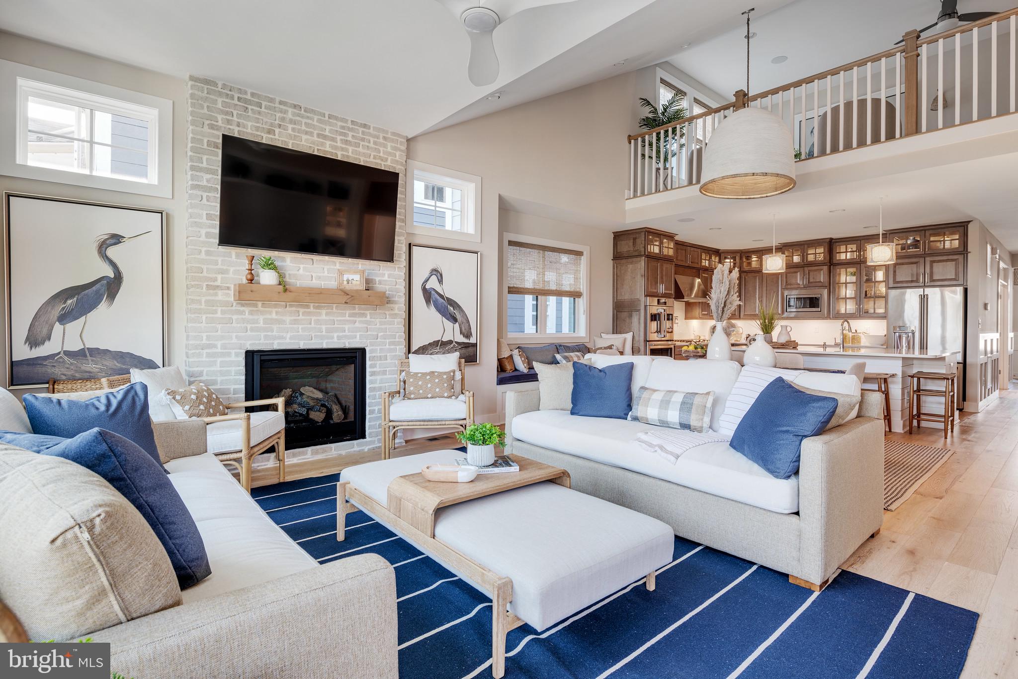 PENINSULA - Residential