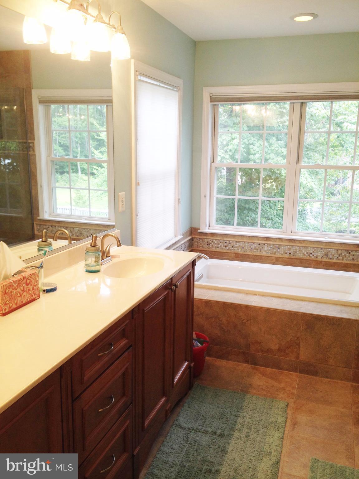 HARBOR POINT - Residential Lease