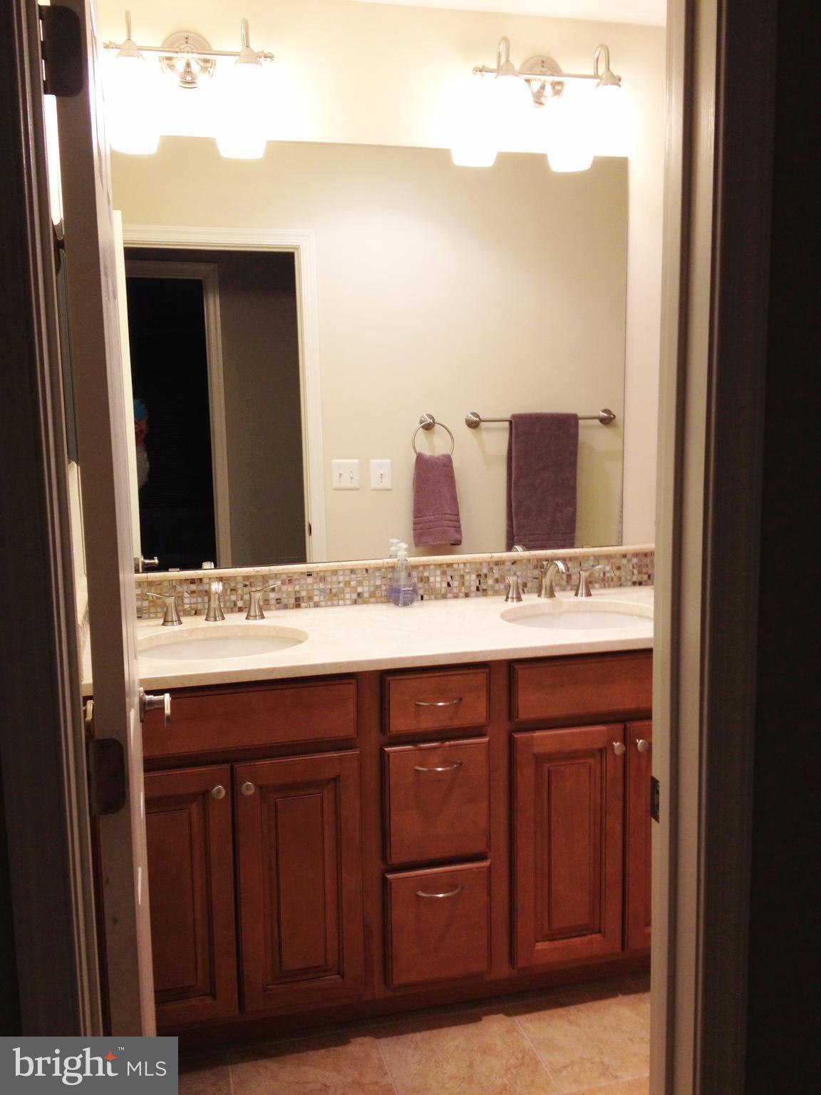 HARBOR POINT - Residential Lease