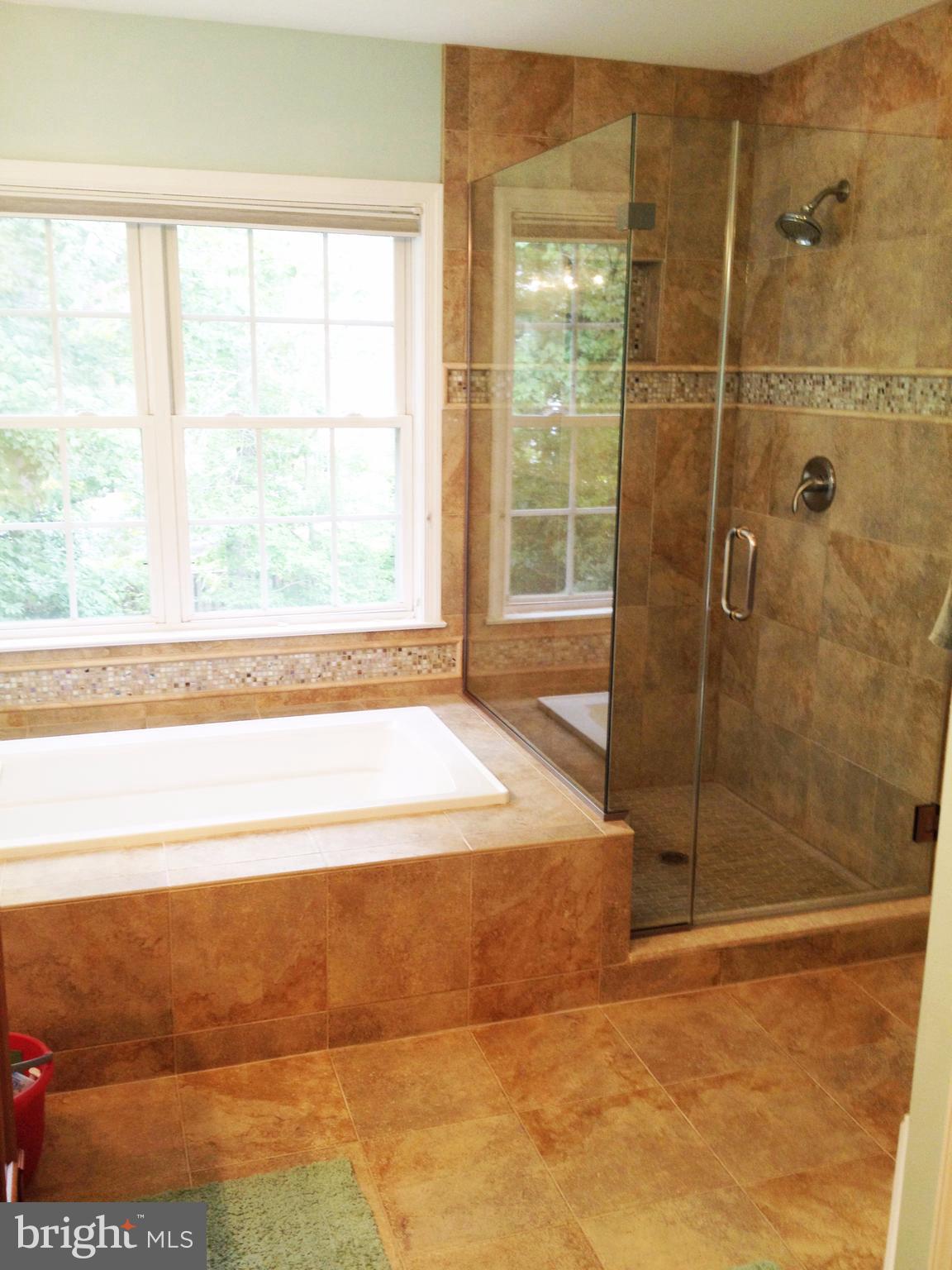 HARBOR POINT - Residential Lease