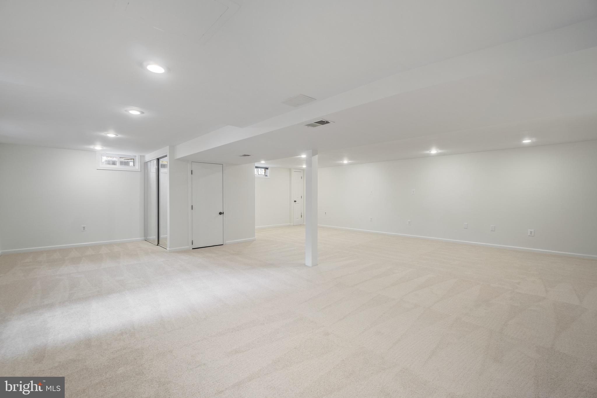 LONGMEADOW - Residential