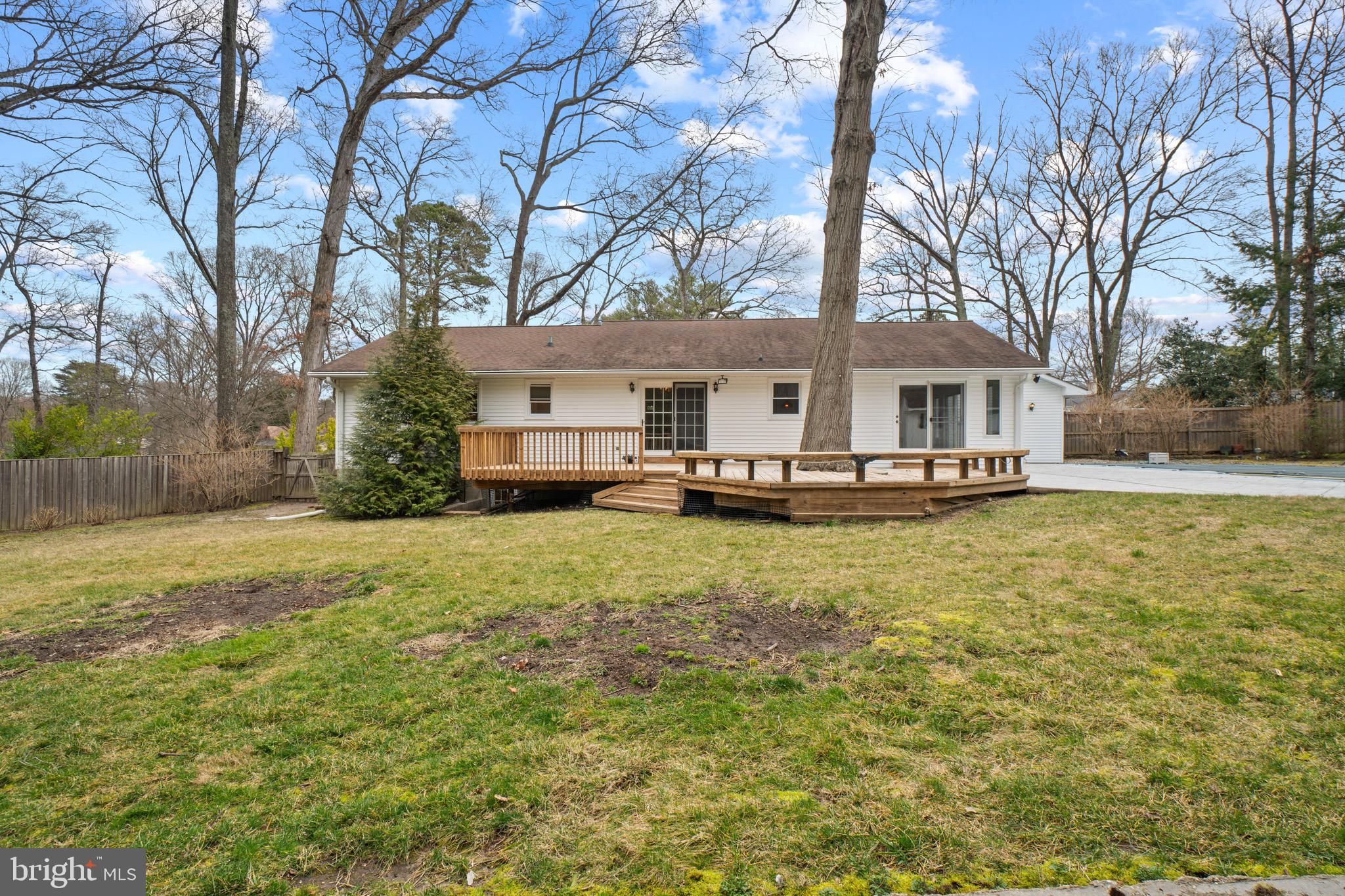 LONGMEADOW - Residential