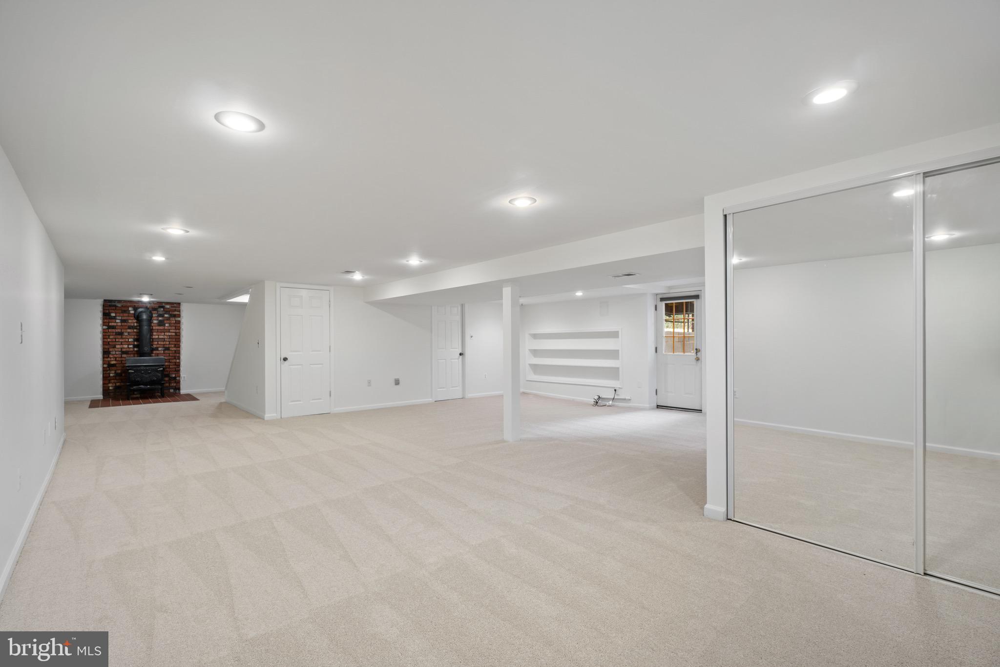 LONGMEADOW - Residential