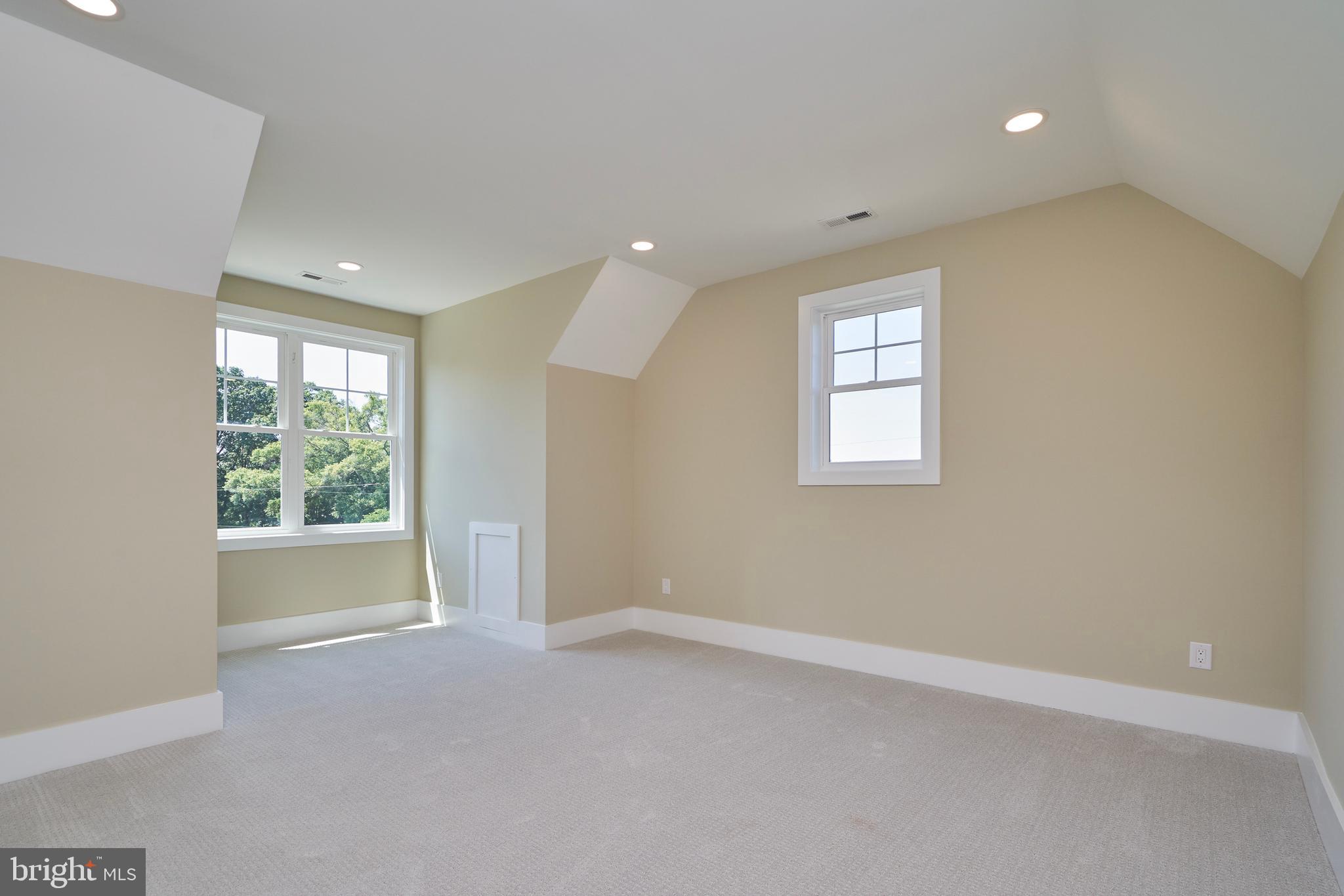 VALLEY VIEW - Residential