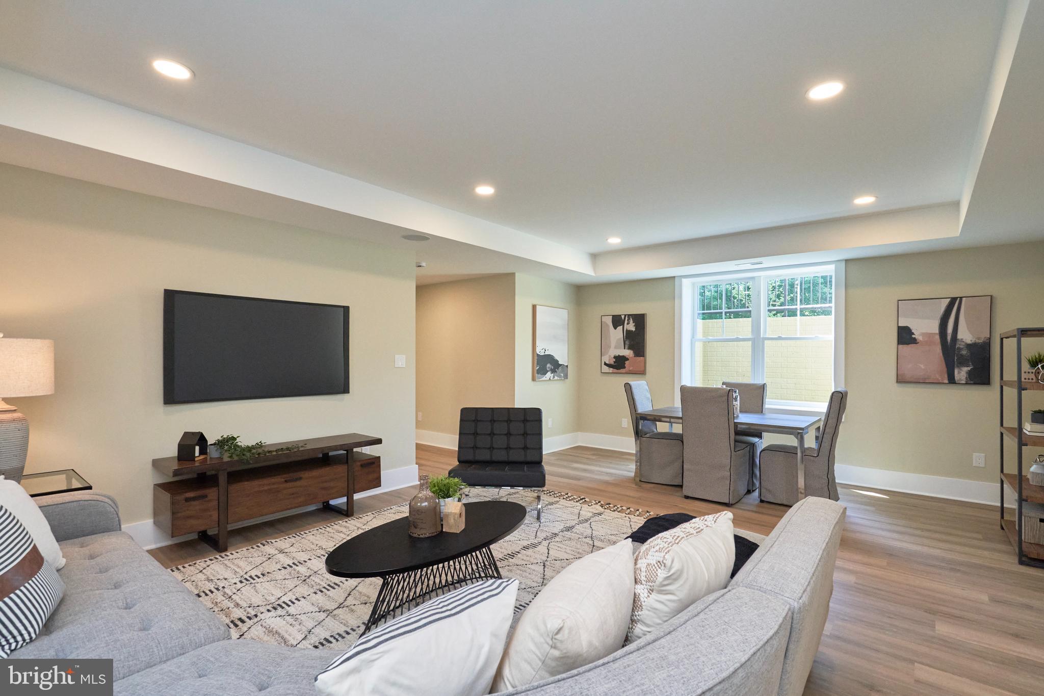 VALLEY VIEW - Residential