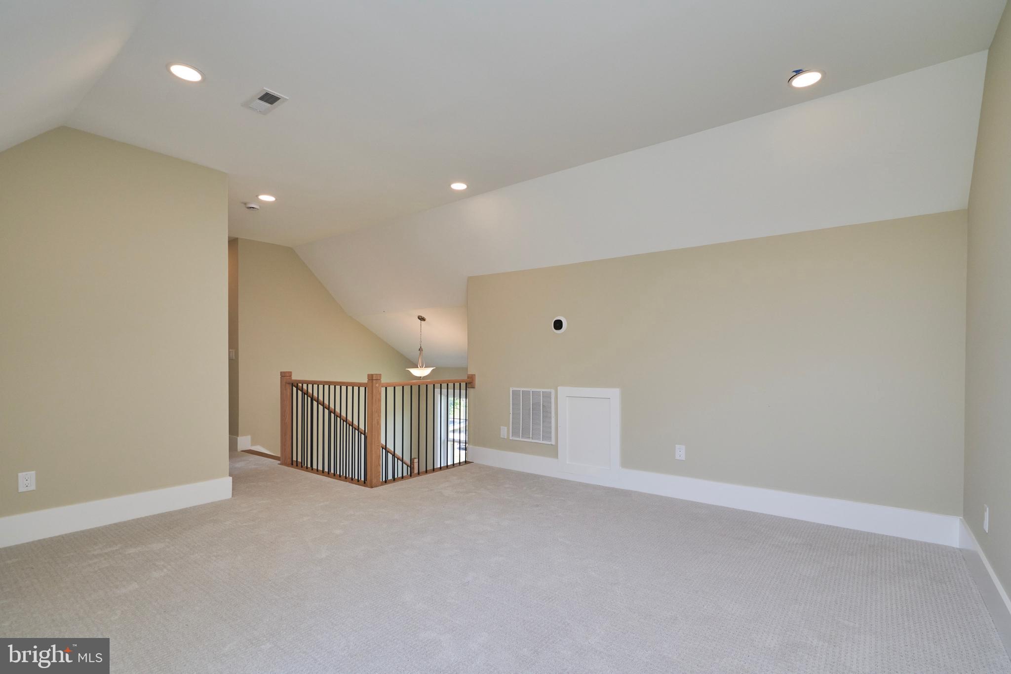 VALLEY VIEW - Residential