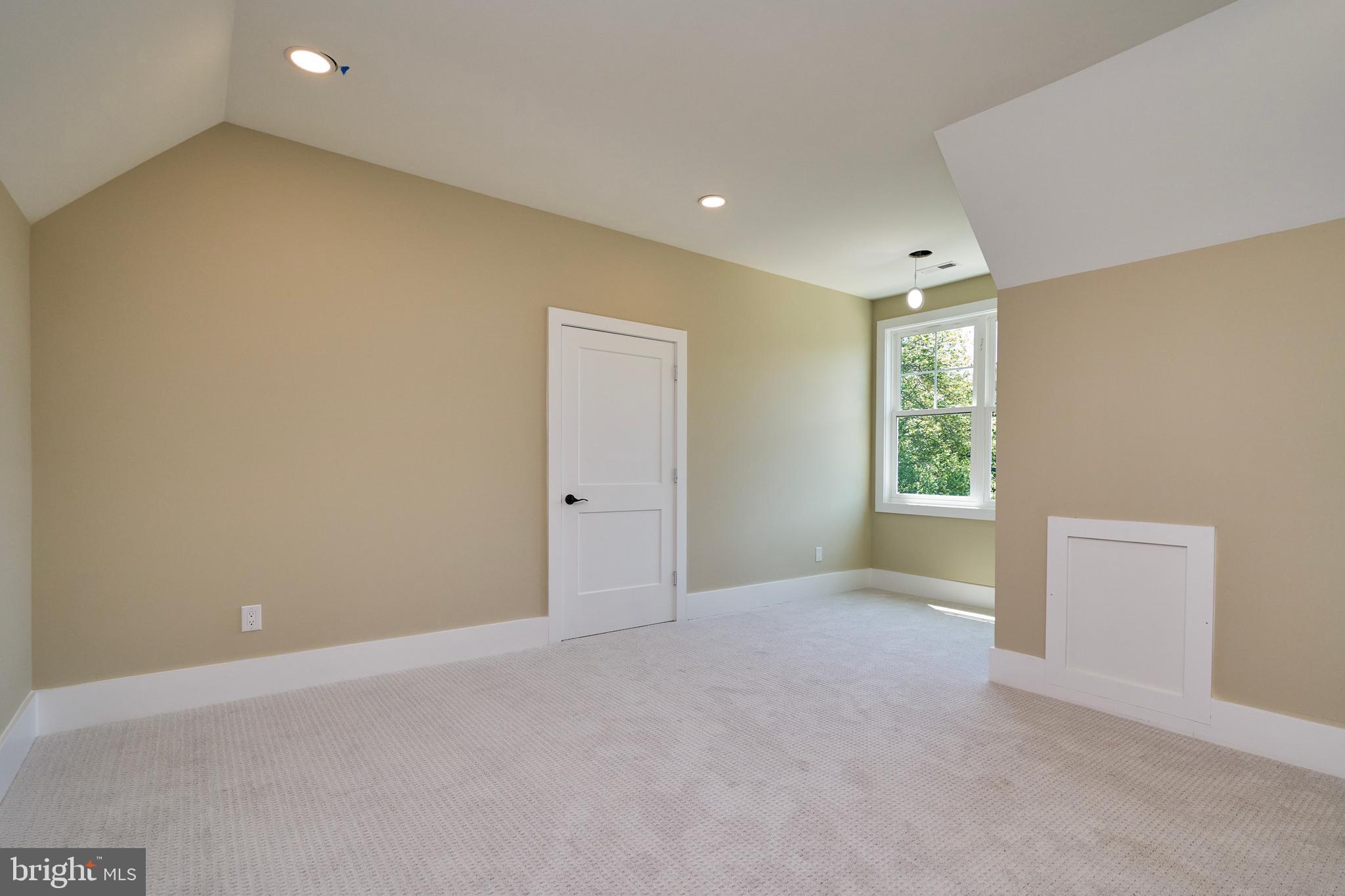 VALLEY VIEW - Residential