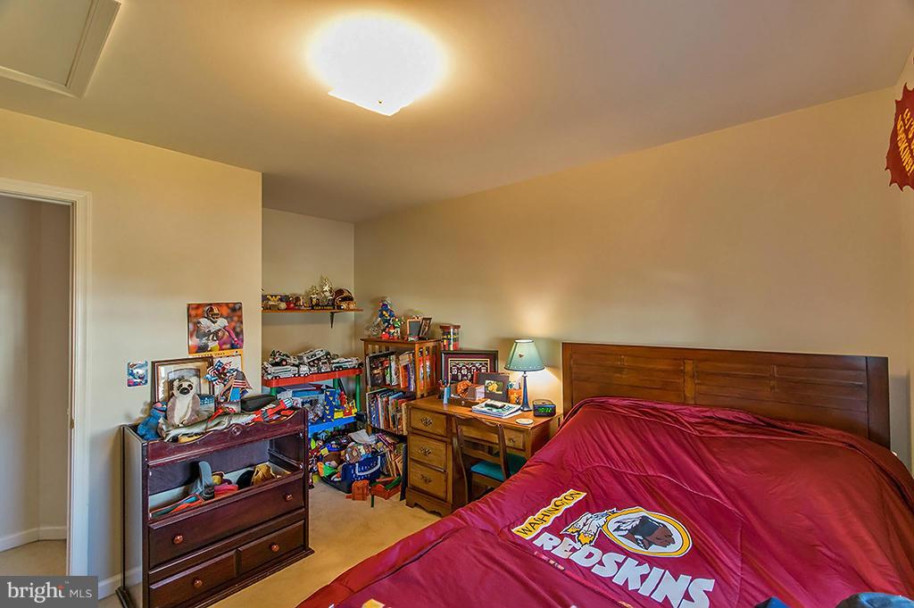 FOREST HEIGHTS - Residential