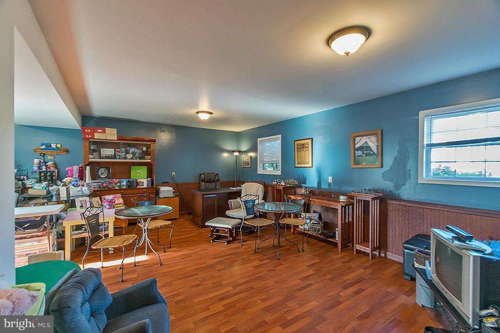 FOREST HEIGHTS - Residential