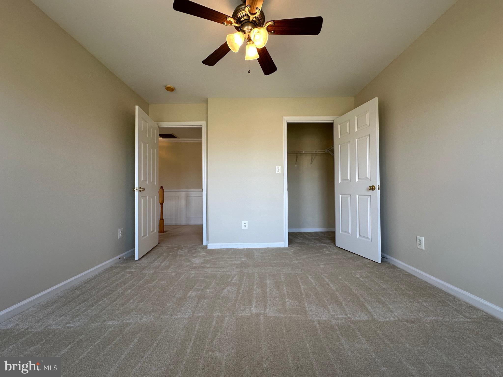 VIRGINIA OAKS - Residential