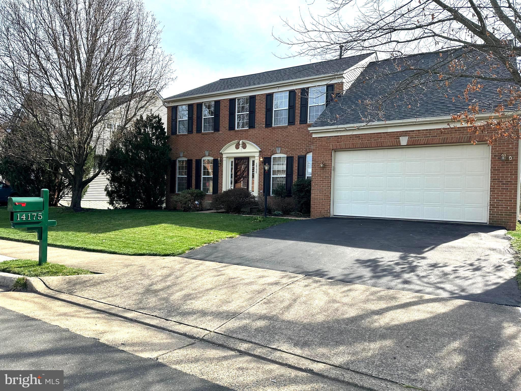 VIRGINIA OAKS - Residential