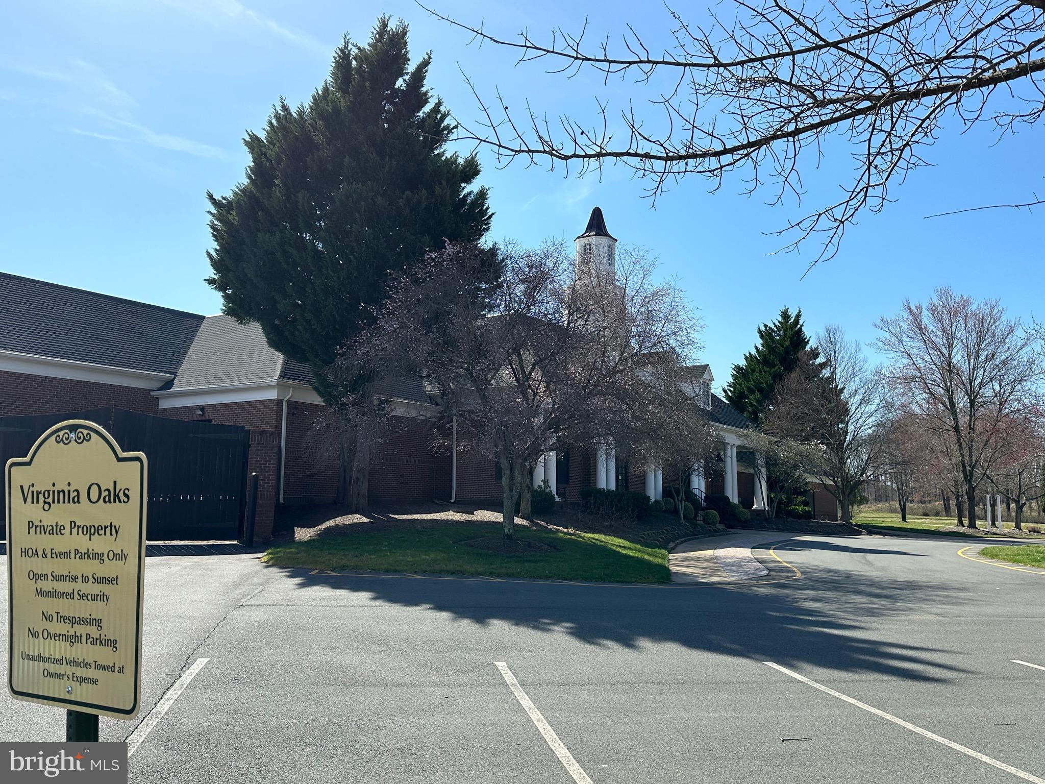 VIRGINIA OAKS - Residential