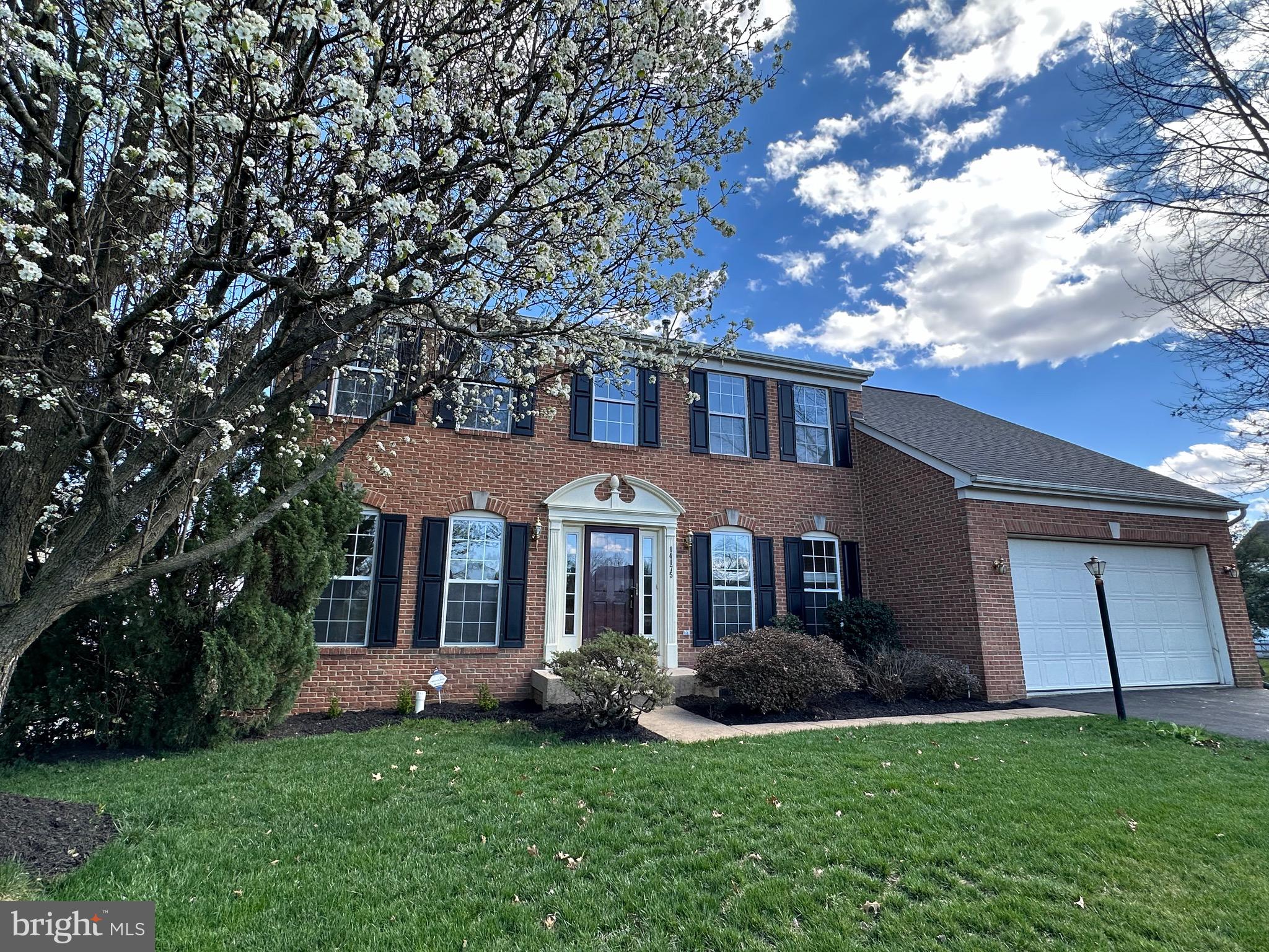 VIRGINIA OAKS - Residential