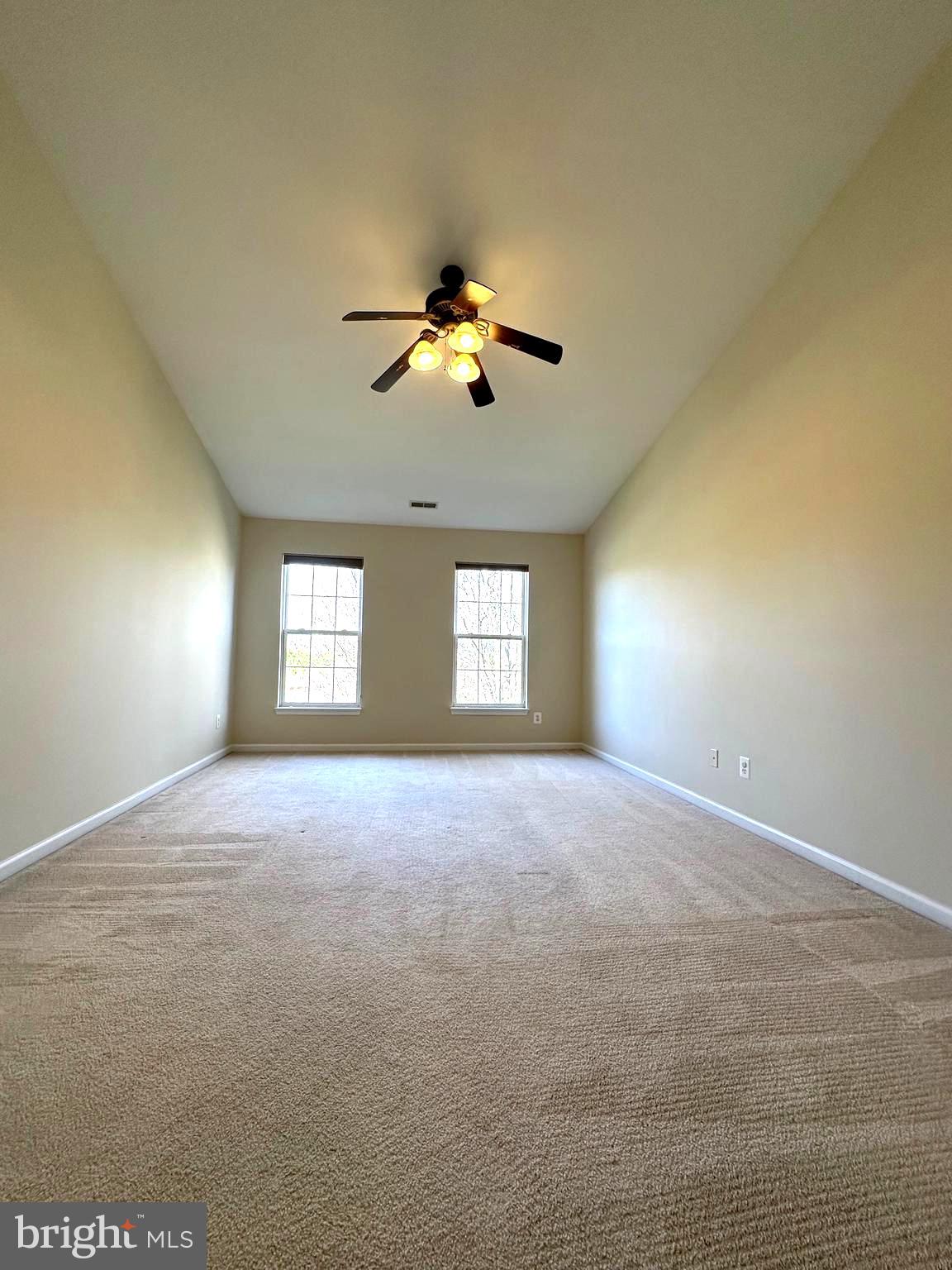 VIRGINIA OAKS - Residential