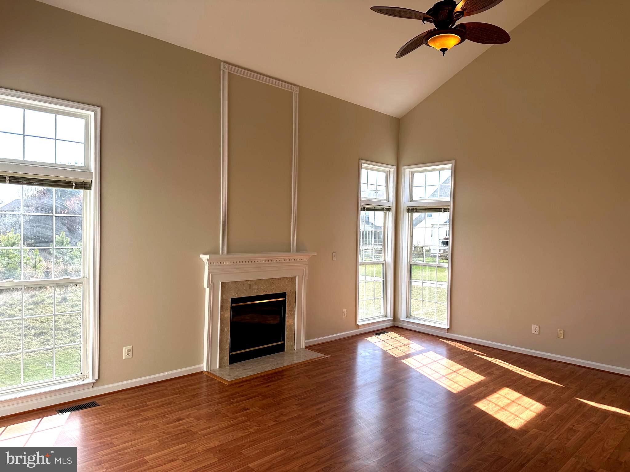 VIRGINIA OAKS - Residential