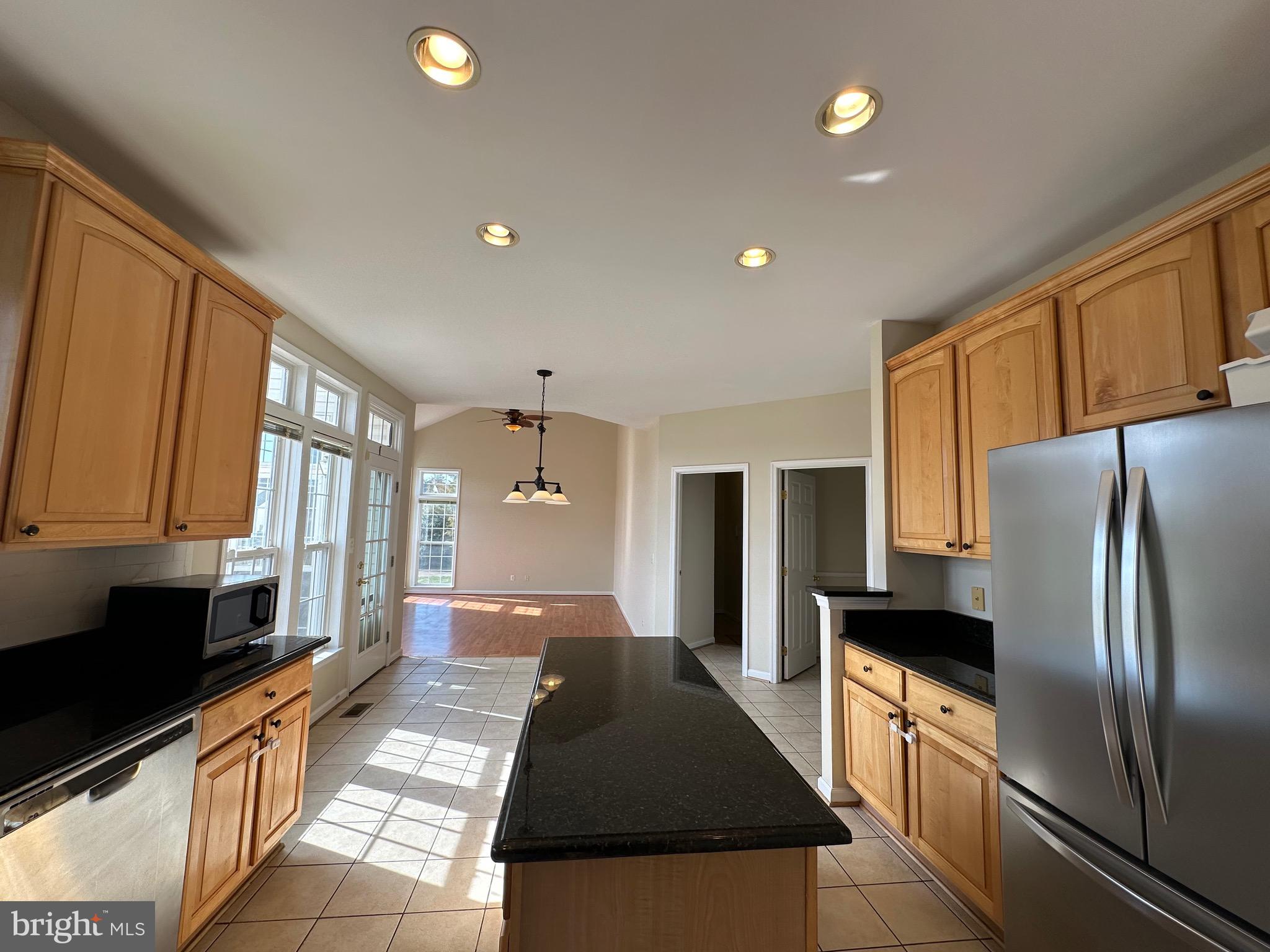 VIRGINIA OAKS - Residential