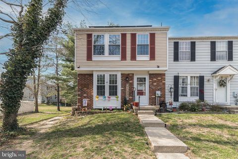 Townhouse For Sale - 69 Dorchester Circle<br/> MARLTON, NJ 08053