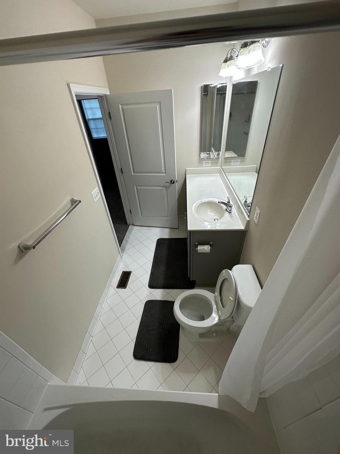 SHIPLEYS GRANT - Residential Lease