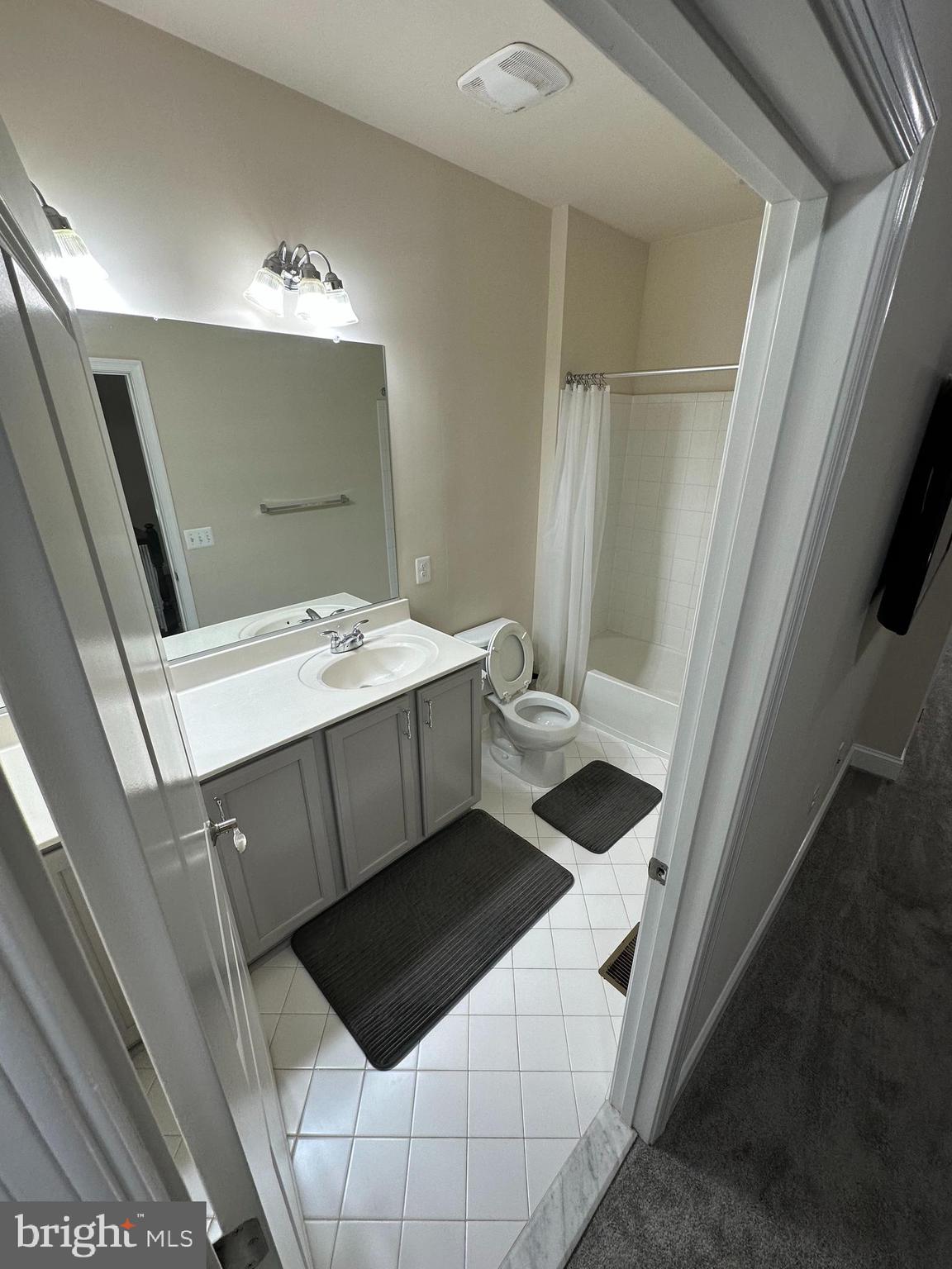 SHIPLEYS GRANT - Residential Lease