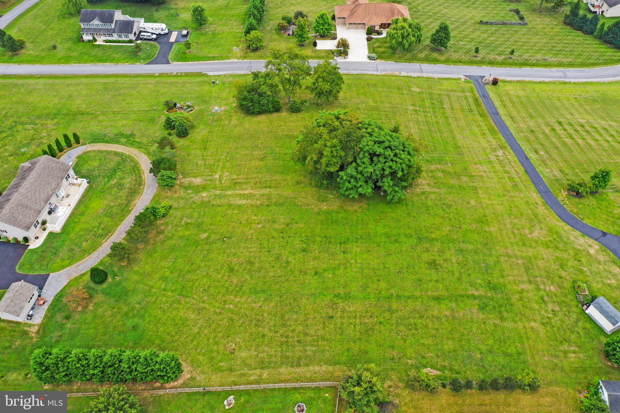 FAIRFAX FARMS - Land