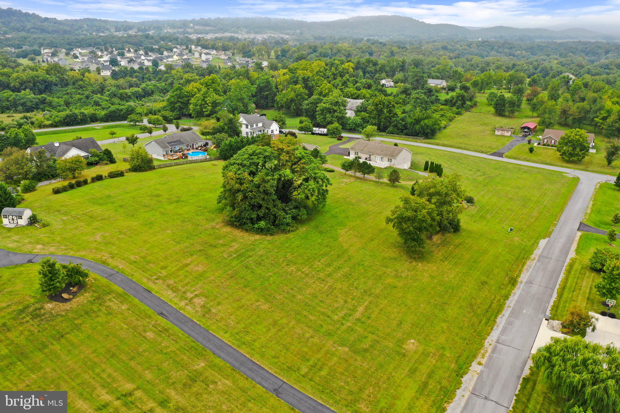 FAIRFAX FARMS - Land