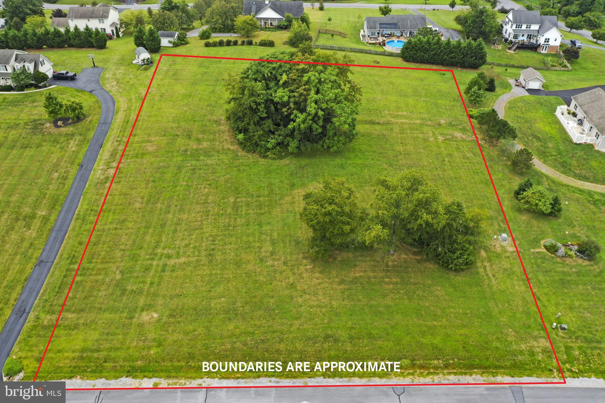 FAIRFAX FARMS - Land