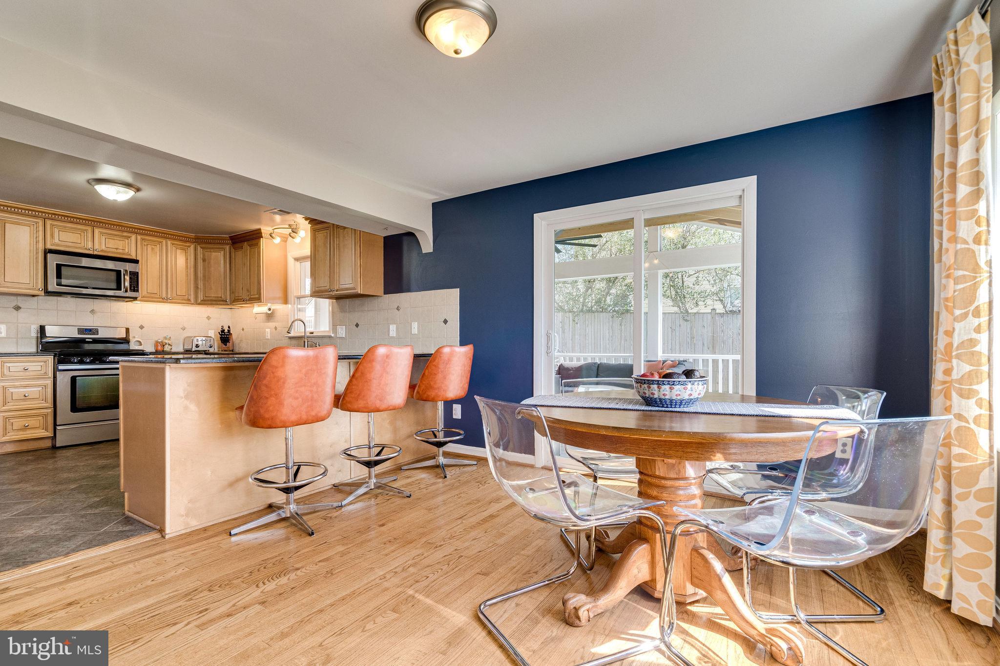 OAK KNOLL - Residential